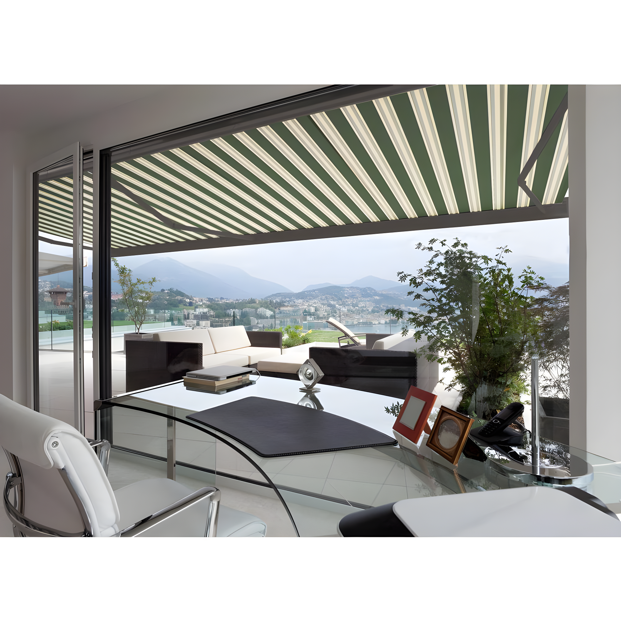 Classic Manual Retractable Patio Awning