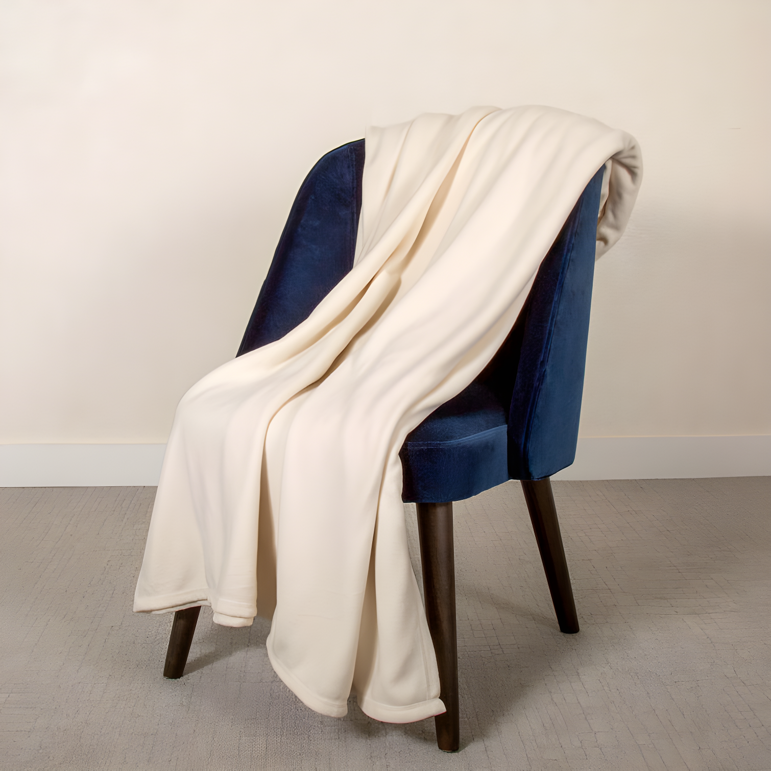 Martex Super Soft Fleece Blanket All Season, Warm, Lightweight, Cozy Throw Blanket