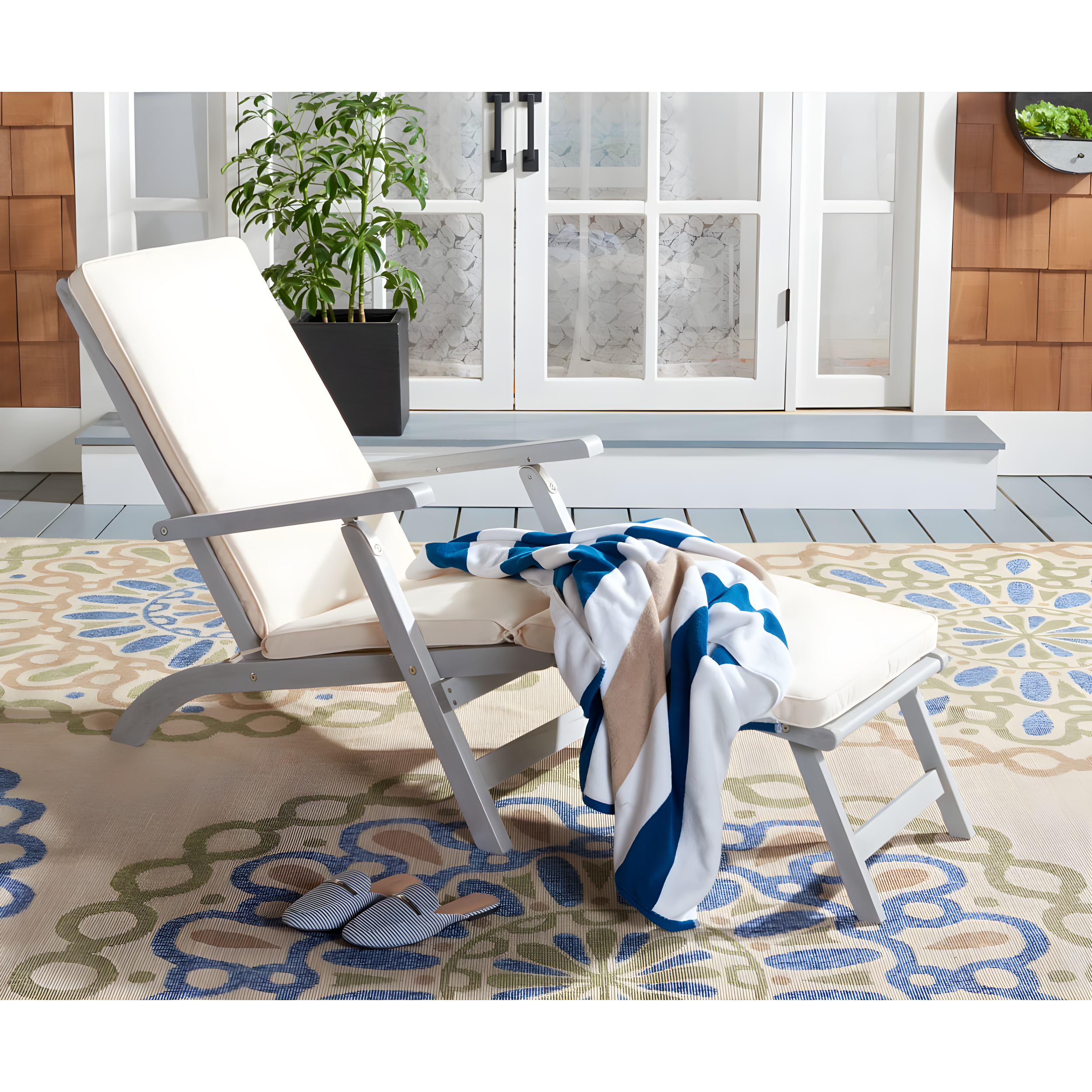 Palmdale Lounge Chair - Outdoor - PAT7015 - Grey/Beige -Safavieh
