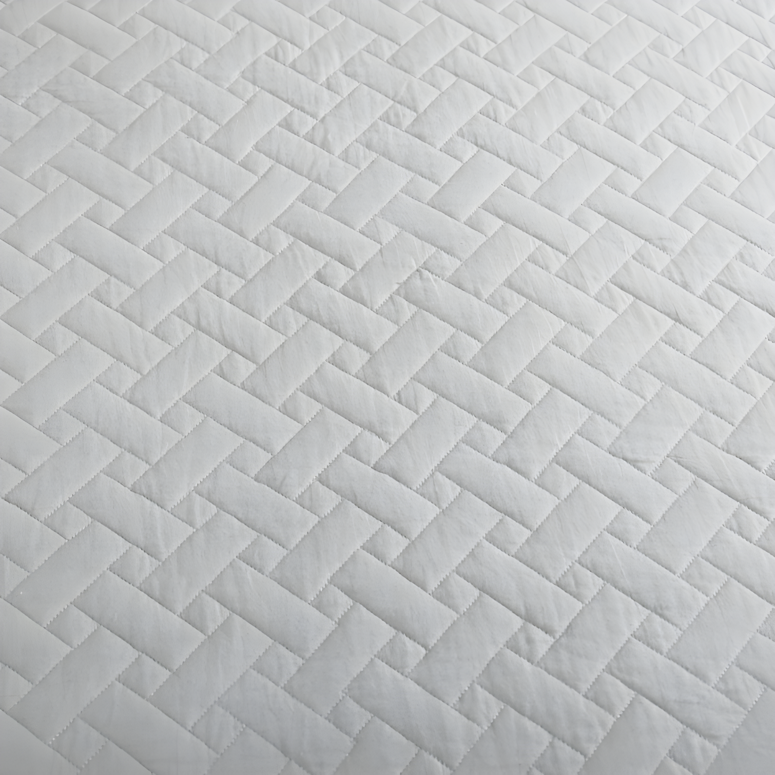 Tommy Bahama Home Tommy Bahama Raffia Solid Cotton Reversible Quilt Set