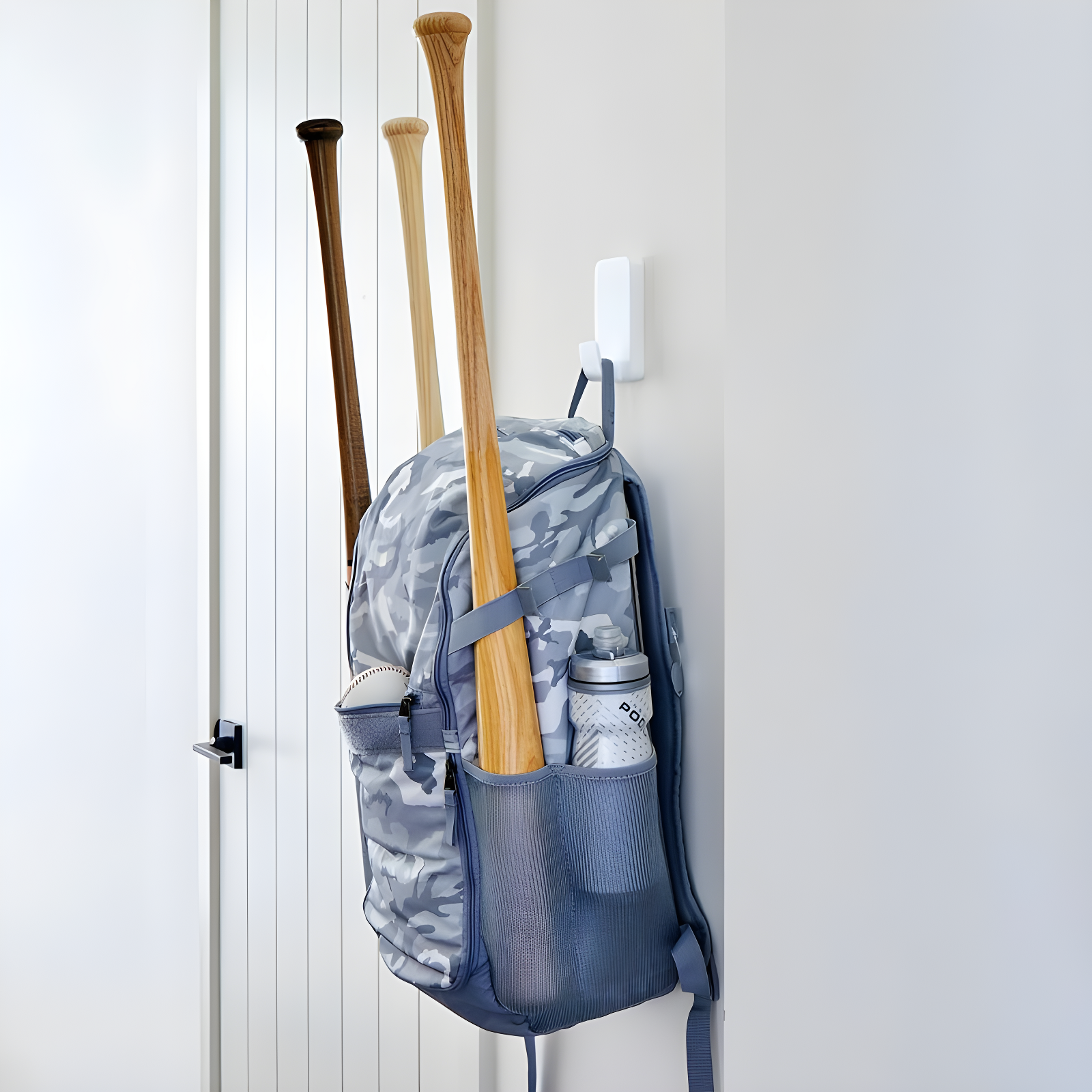 Command Extra Large Single Hook: Heavy Duty Adhesive, Holds 15 lbs, Plastic, White, 1 Pack