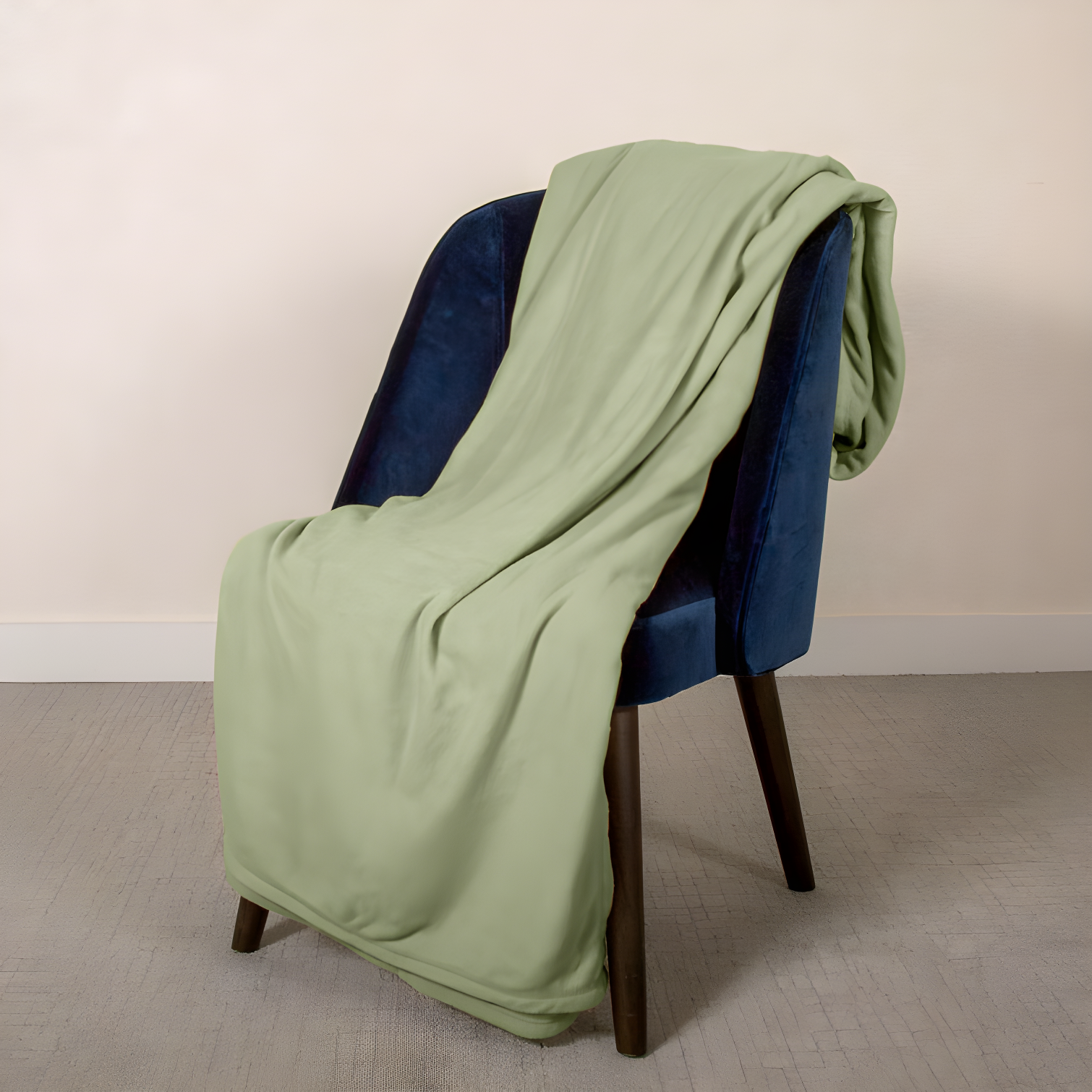 Martex Super Soft Fleece Blanket All Season, Warm, Lightweight, Cozy Throw Blanket