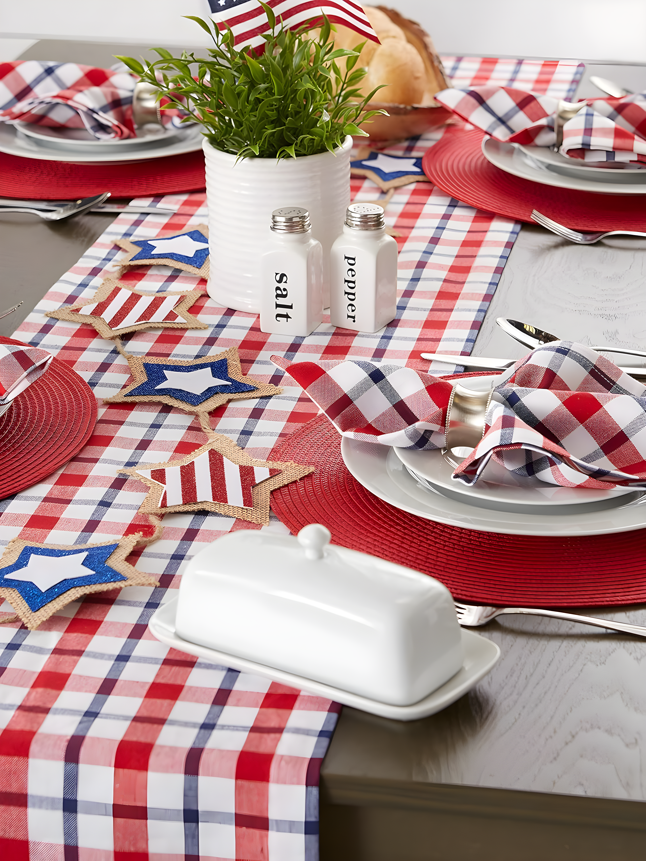 Red Round Braided Placemats Set of 6 for Dining Tables