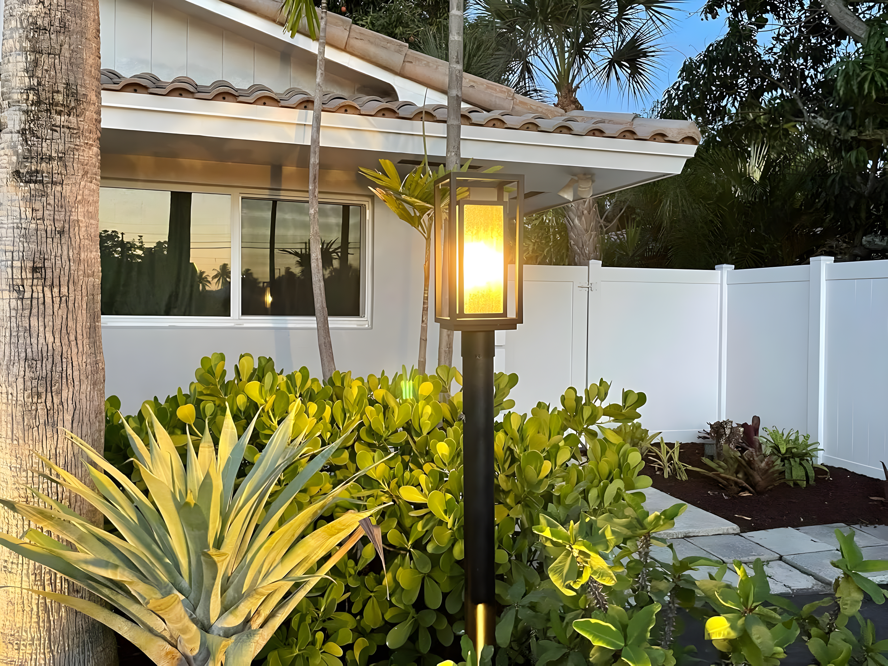 Hinkley Republic Black 1 - Light 17" H Hardwired Lantern Head