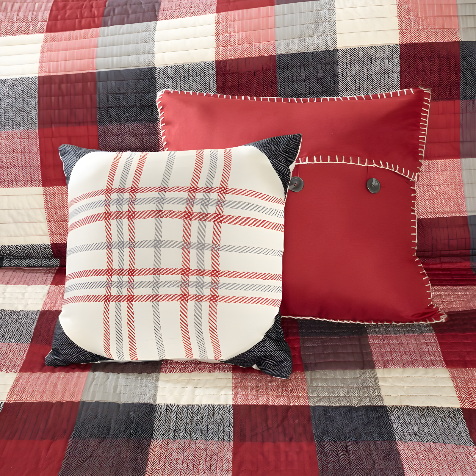 Madison Park Corbett Reversible Quilt Set