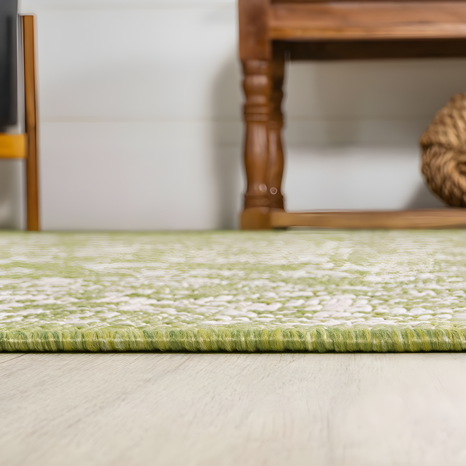 4' x 6' Tela Bohemian Styled Textured Weave Floral Indoor/Outdoor Area Rug, Green/Cream - JONATHAN Y
