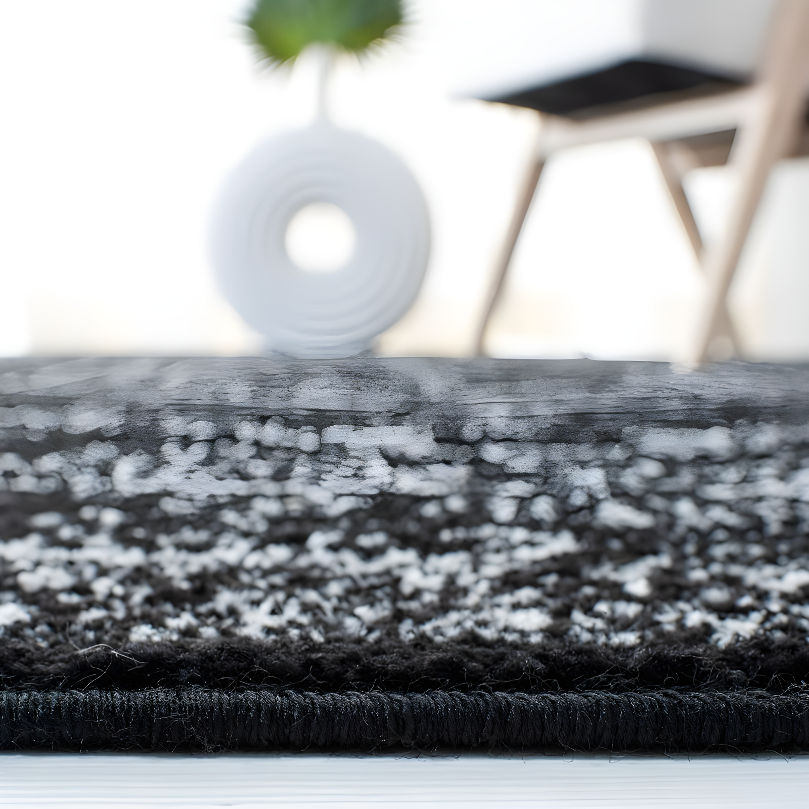 Adirondack ADR108 Power Loomed Area Rug - Black/Ivory - 5'1"x7'6" - Safavieh.