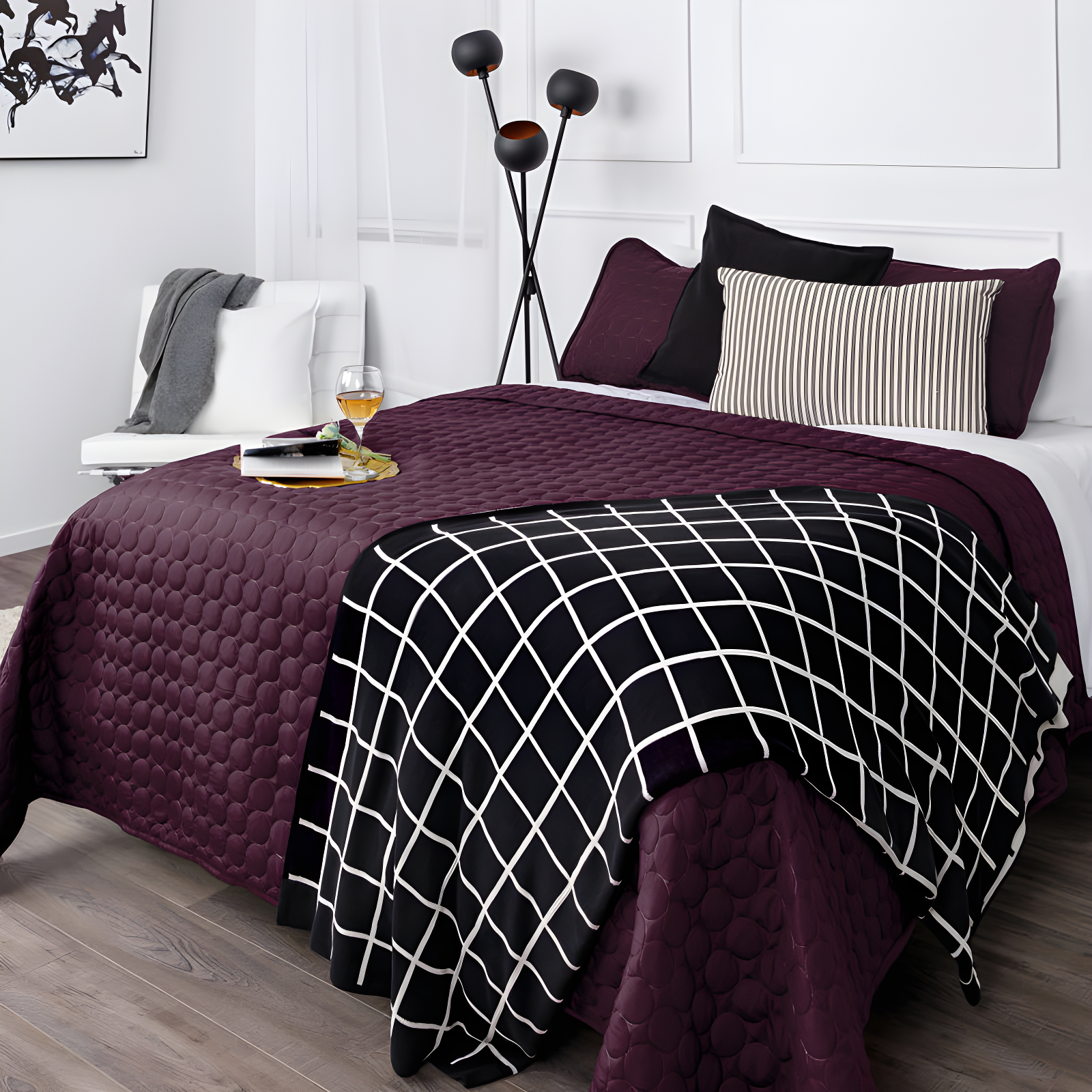 Southshore Fine Linens Lightweight Oversized Reversible Quilt Set with shams