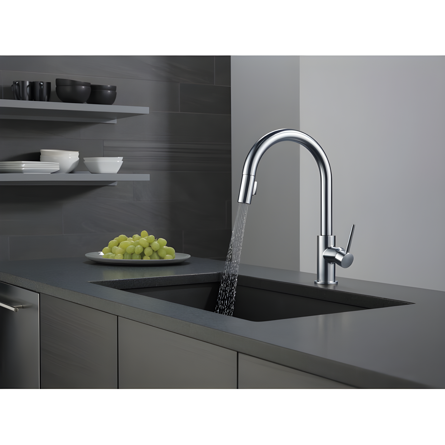 Trinsic Pull Down Sprayer Kitchen Sink Faucet, Single Handle Kitchen Faucet