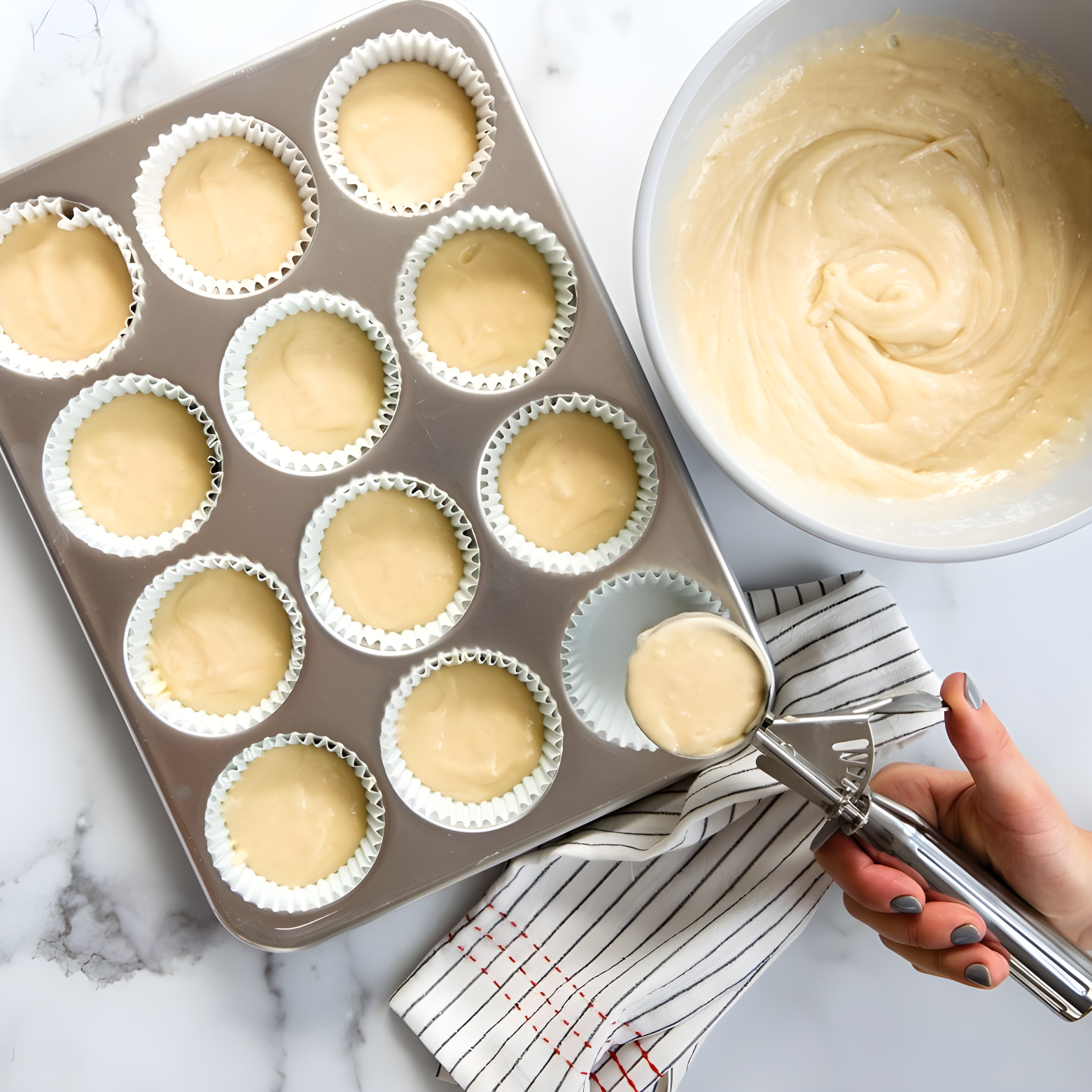 Nordic Ware Nordic Ware Naturals® 12 Cup Muffin Pan