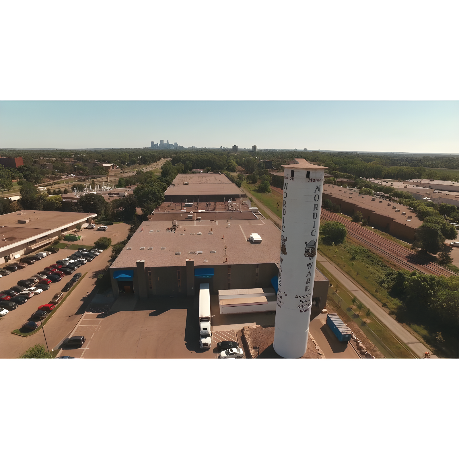 Nordic Ware Nordic Ware Naturals® 12 Cup Muffin Pan