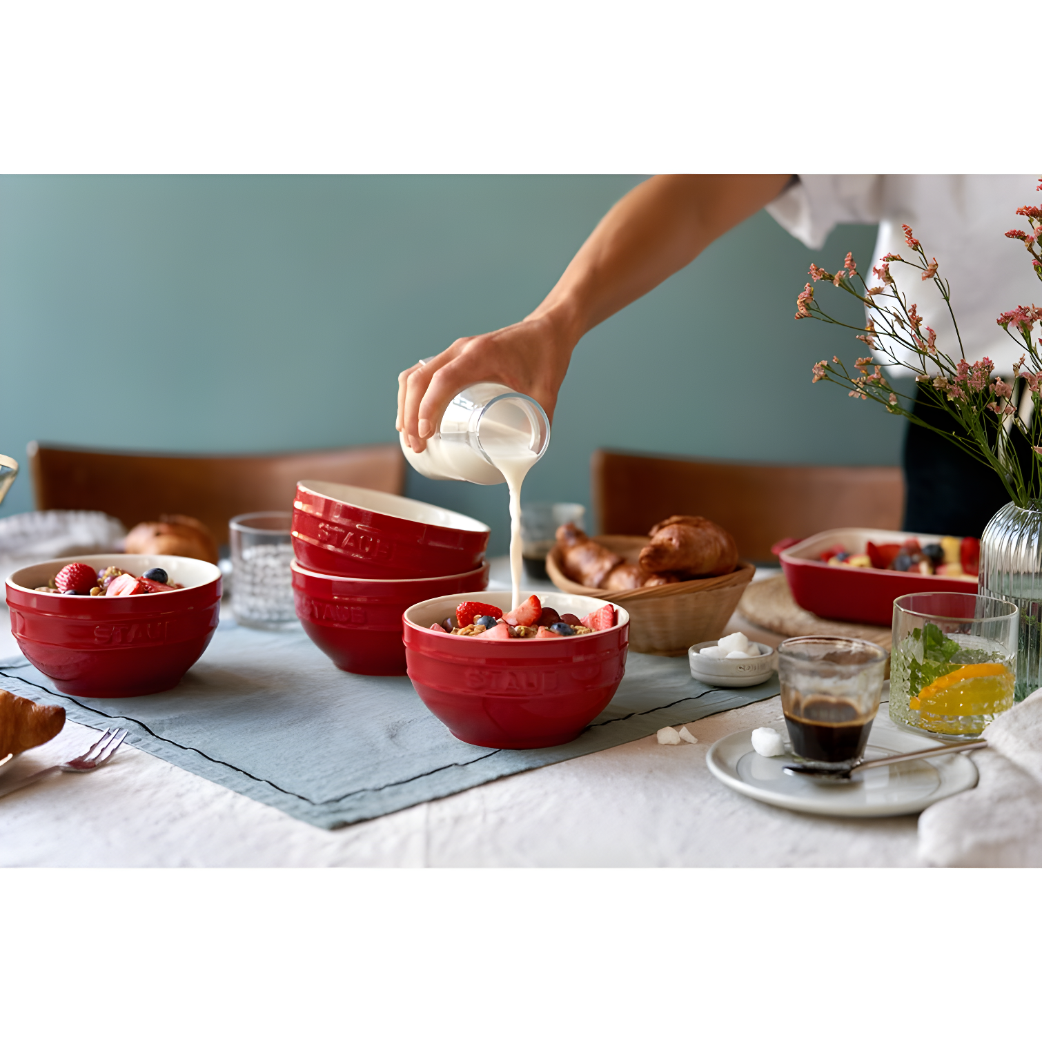 Staub Ceramic 2-pc Large Universal Bowl Set