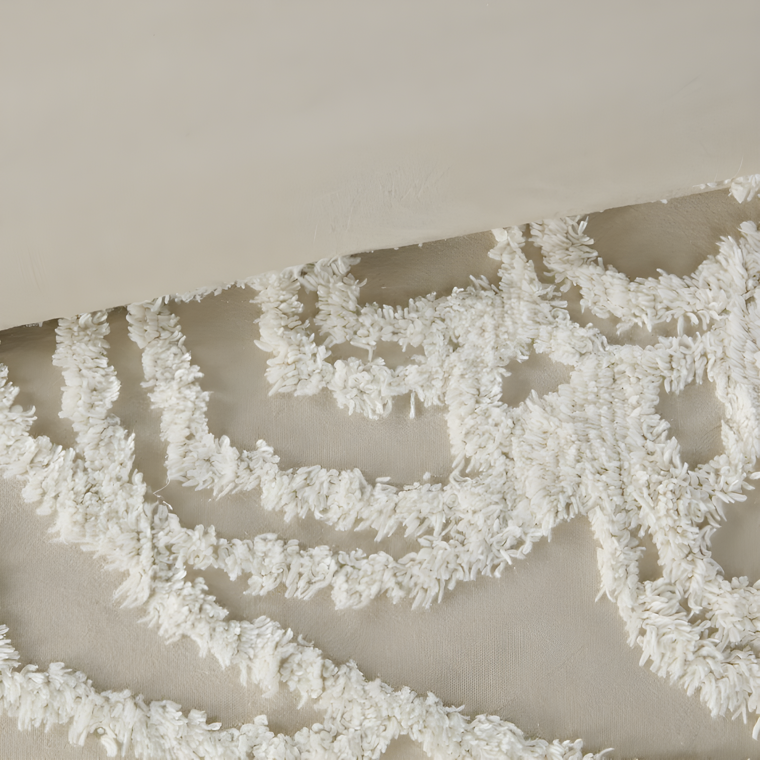 Laetitia Tufted Cotton Chenille Medallion Comforter Set