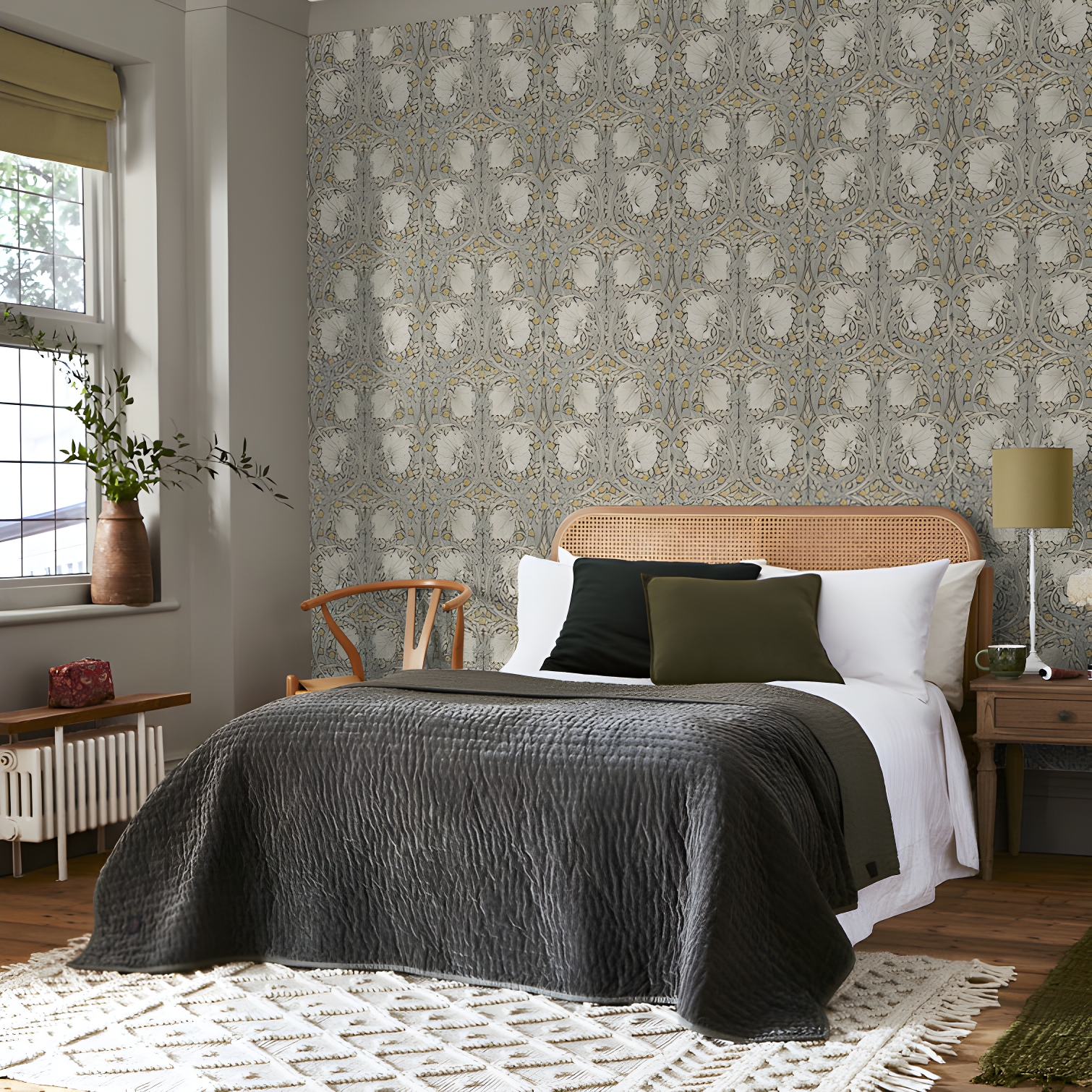 Nilda Floral Wallpaper