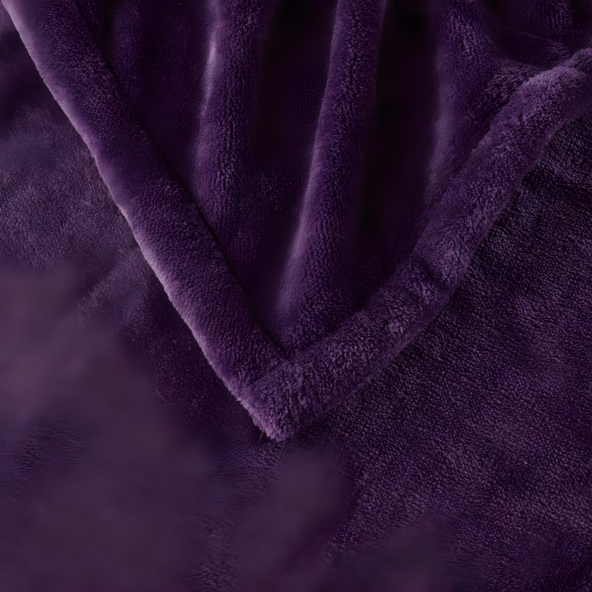 Beautyrest Heated Plush Oversized Throw