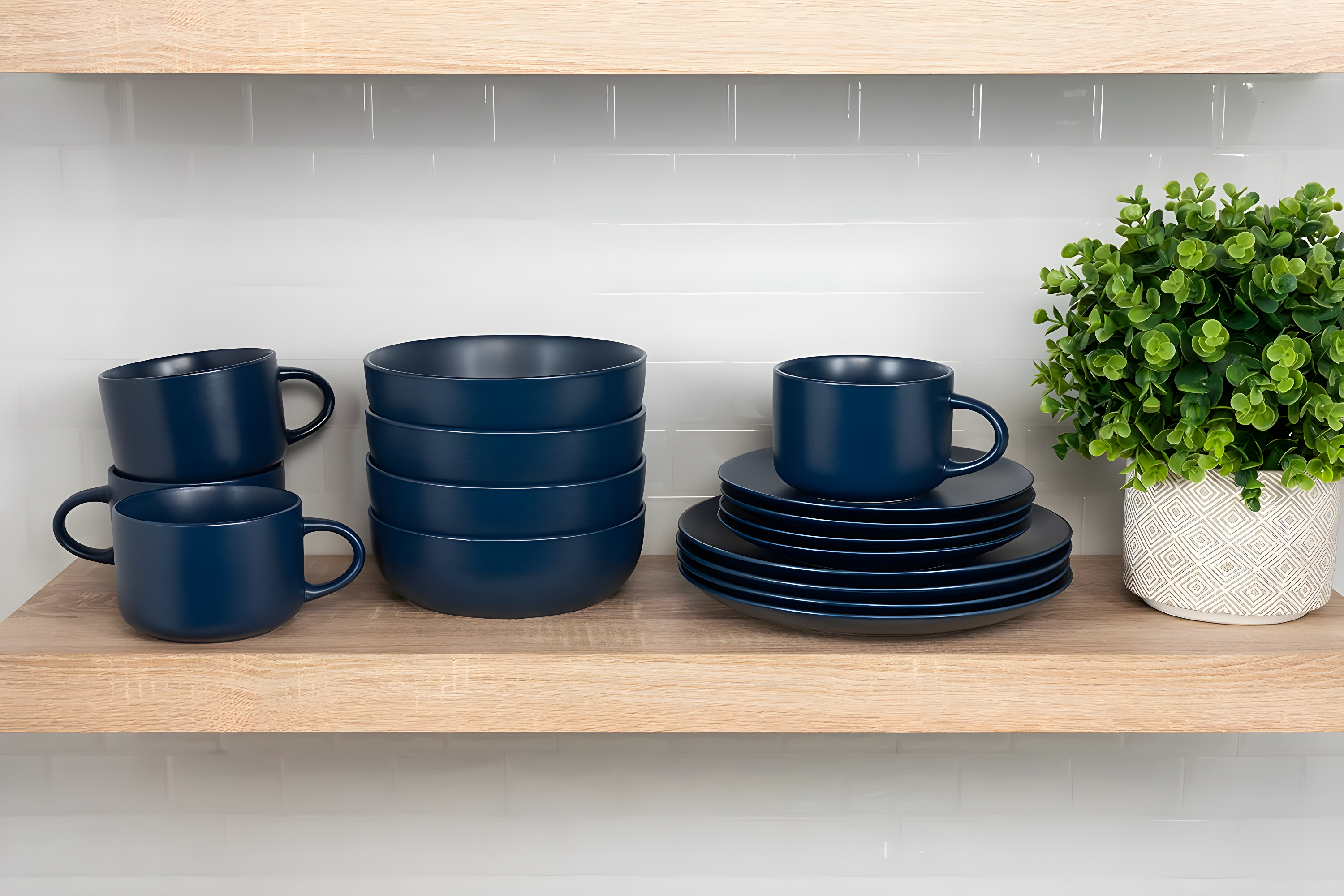 Wazee Matte 16 Piece Dinnerware Set, Service for 4