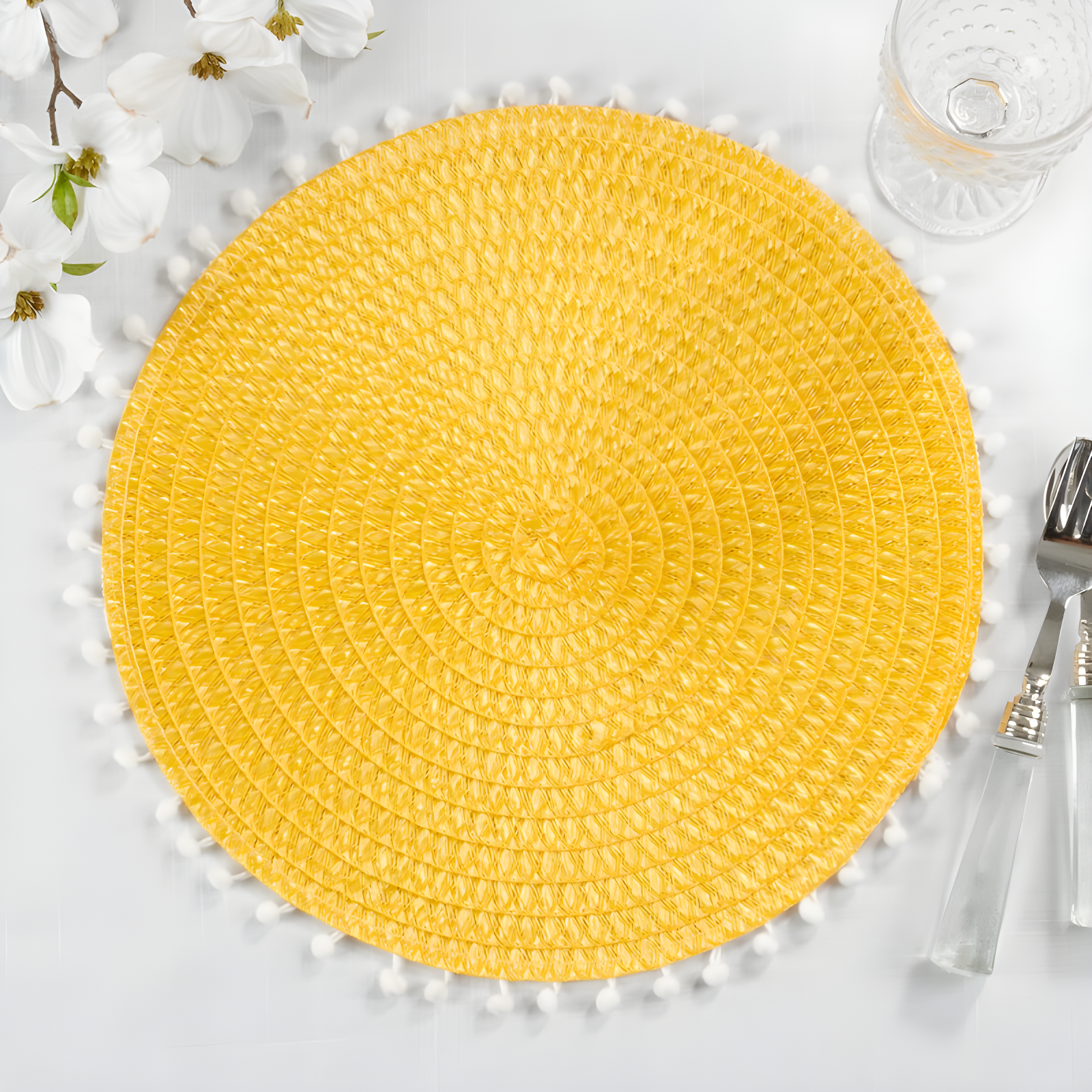 Saro Brielle Collection Polypropylene Plastic No Pattern Round Placemat (Set of 4)