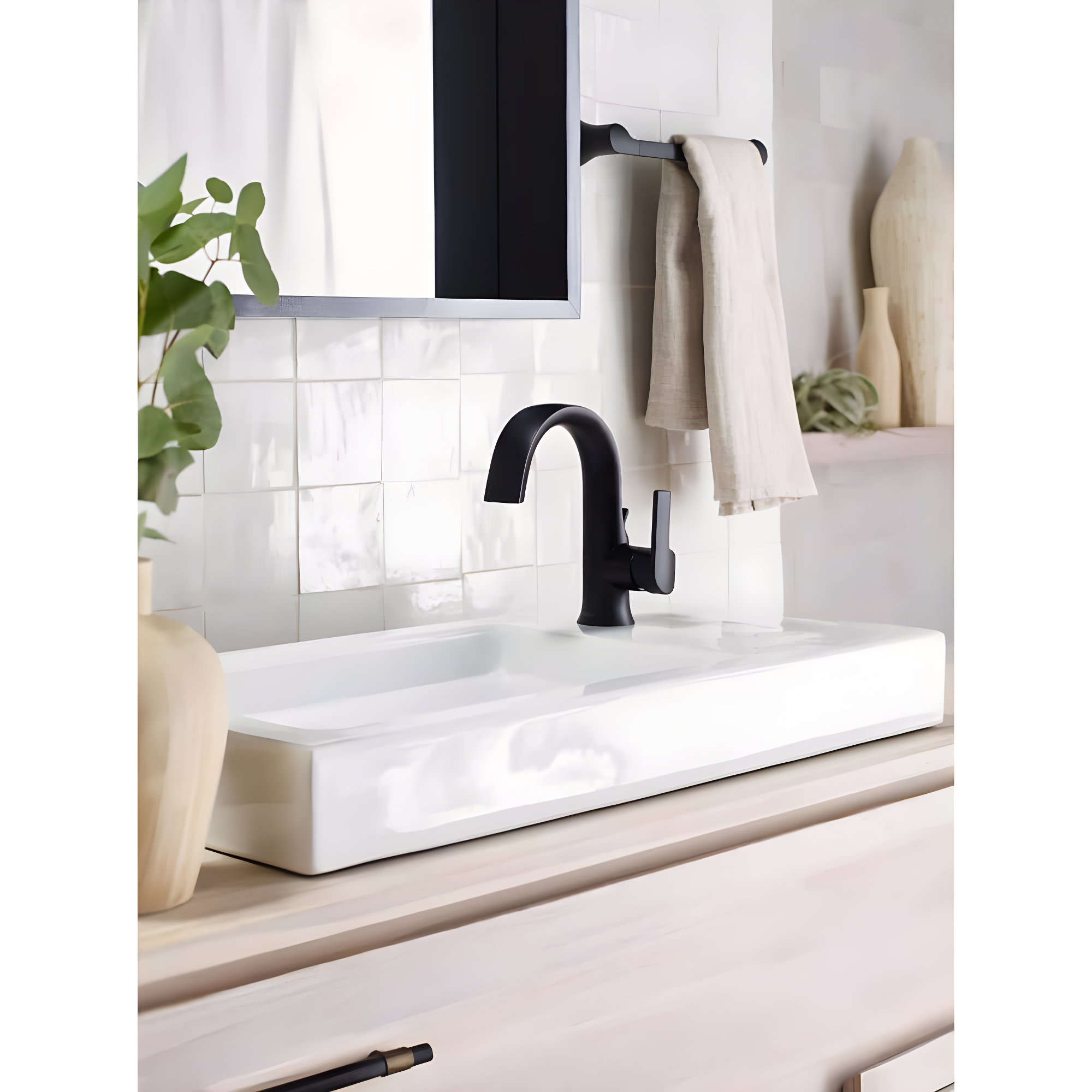 Doux Single Hole Bathroom Faucet with Drain Assembly