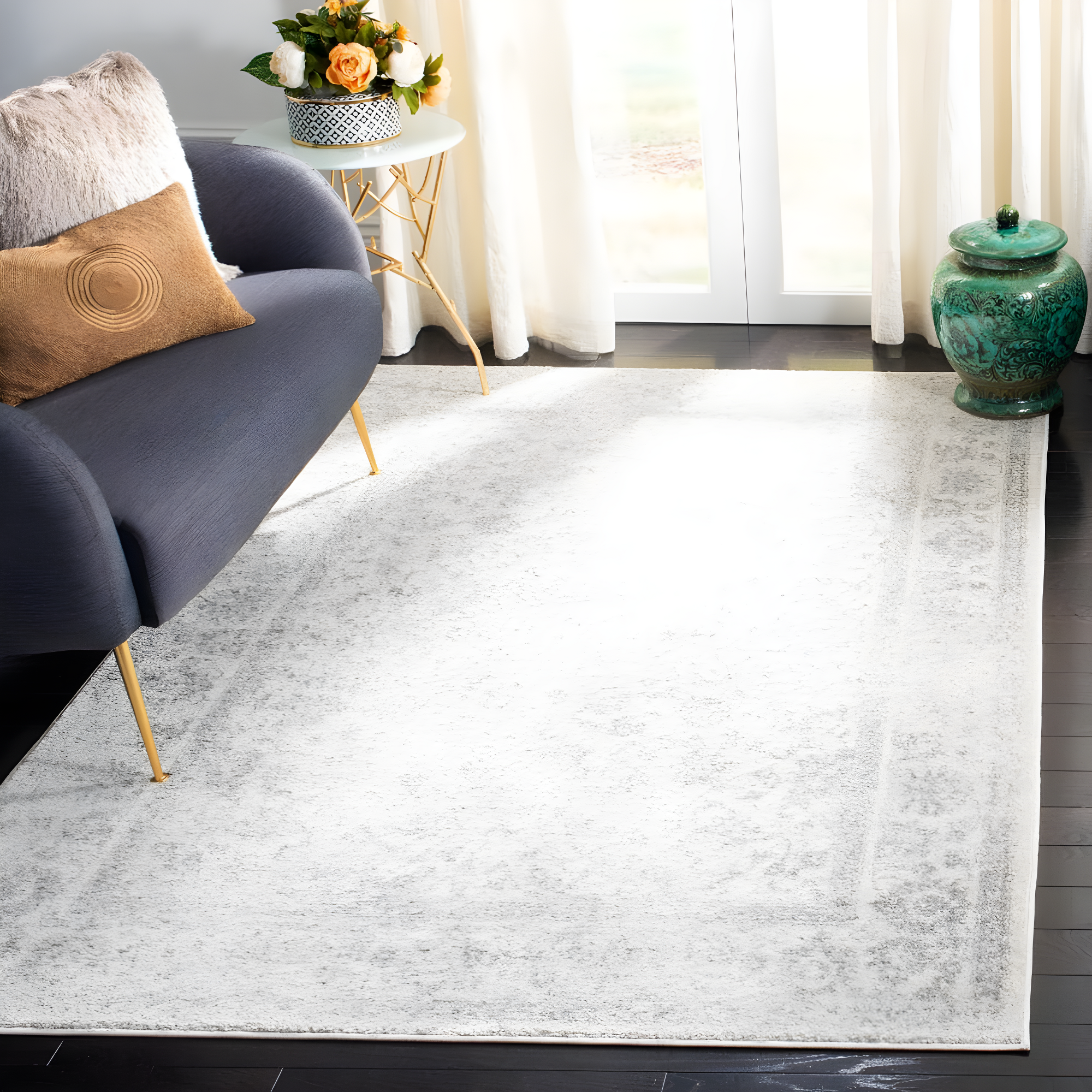 Adirondack ADR109 Machine Made Indoor Area Rug - Ivory/Silver - 6'x9' - Safavieh