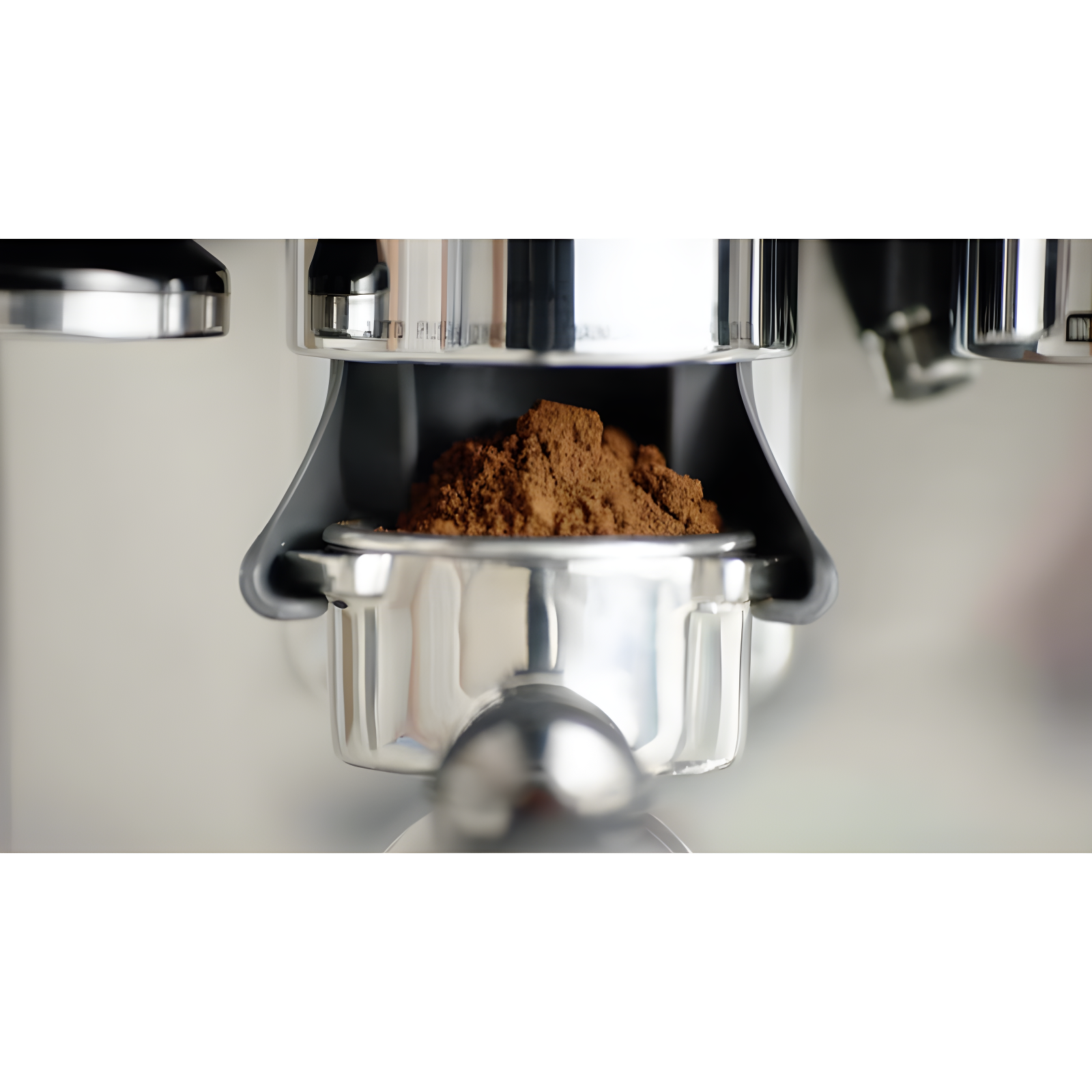 Breville ® Barista Express ® Espresso Machine