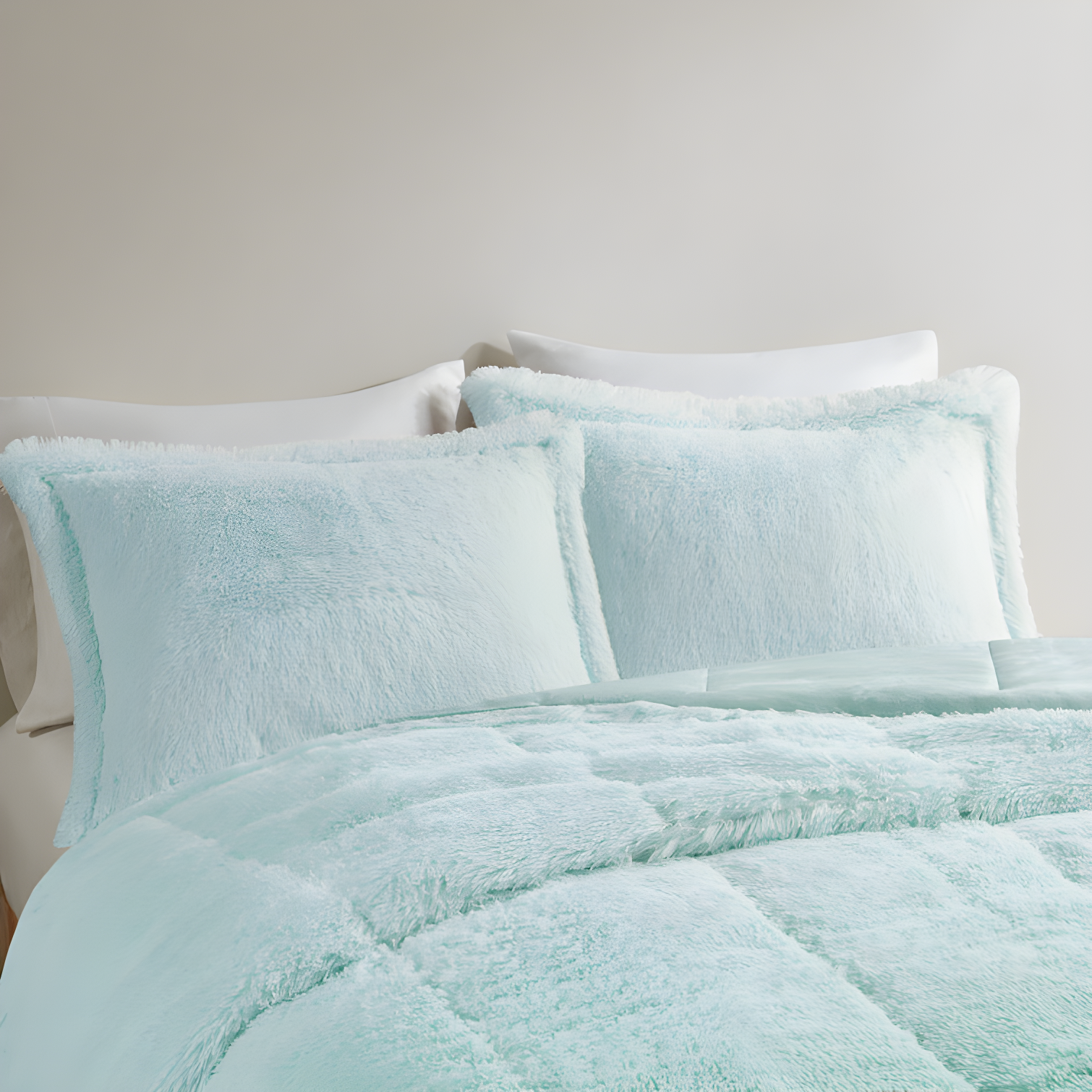 Intelligent Design Brielle Malea Shaggy Faux Fur Comforter Mini Set