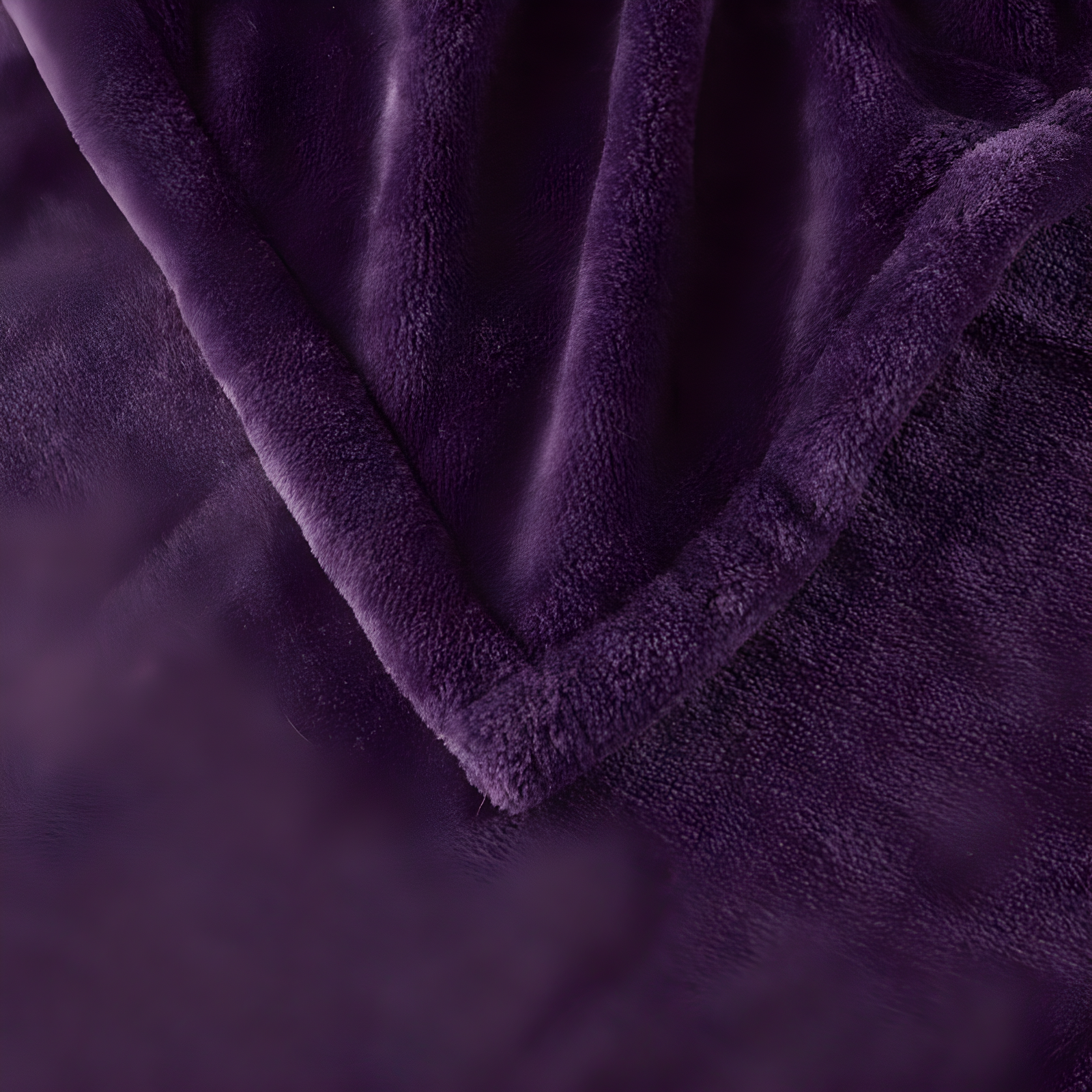 Beautyrest Heated Plush Oversized Throw