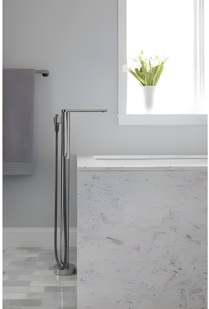 Composed Freestanding Bath Faucet