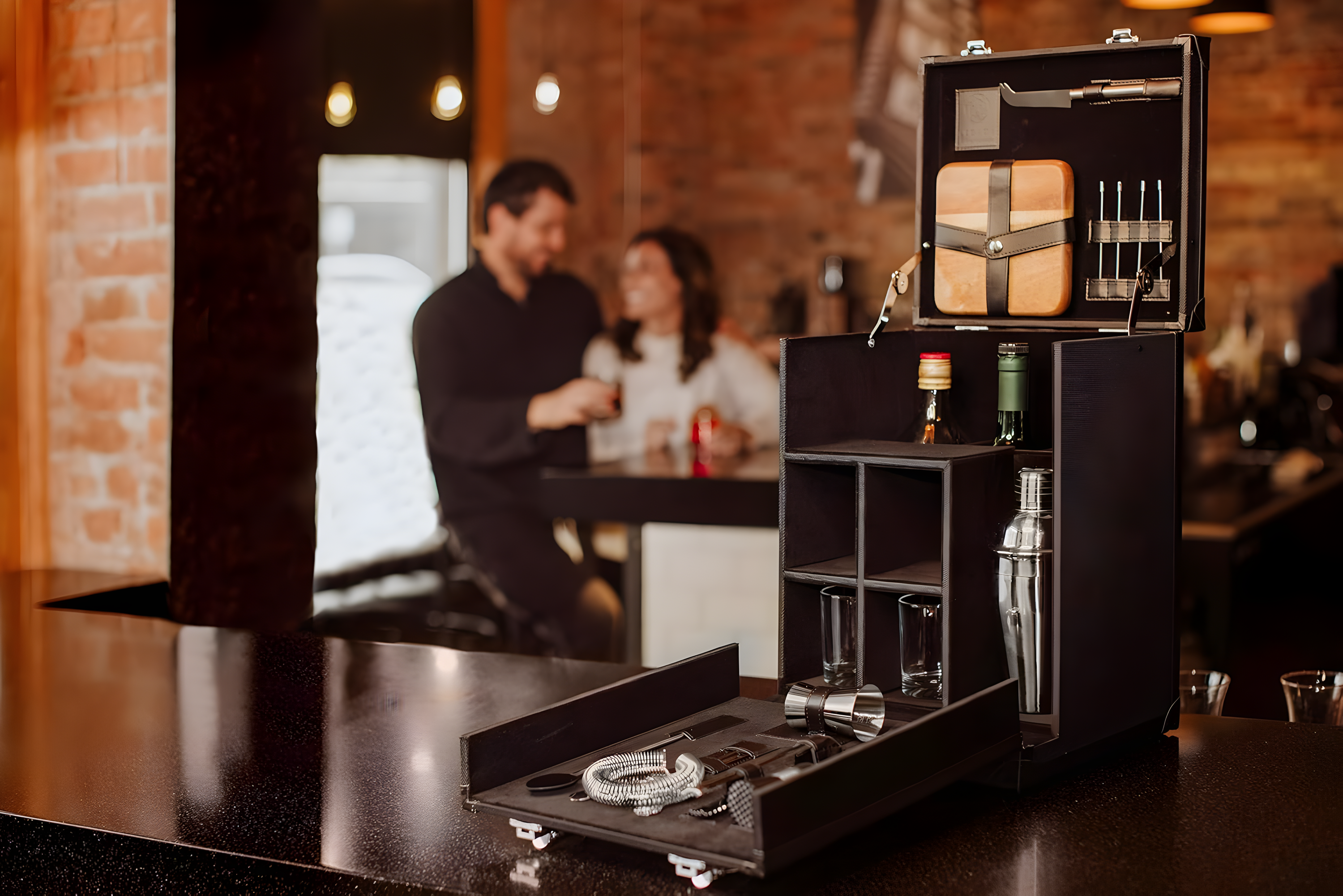 Hamilton Bartender Kit - Portable Bar Case with Cocktail Set