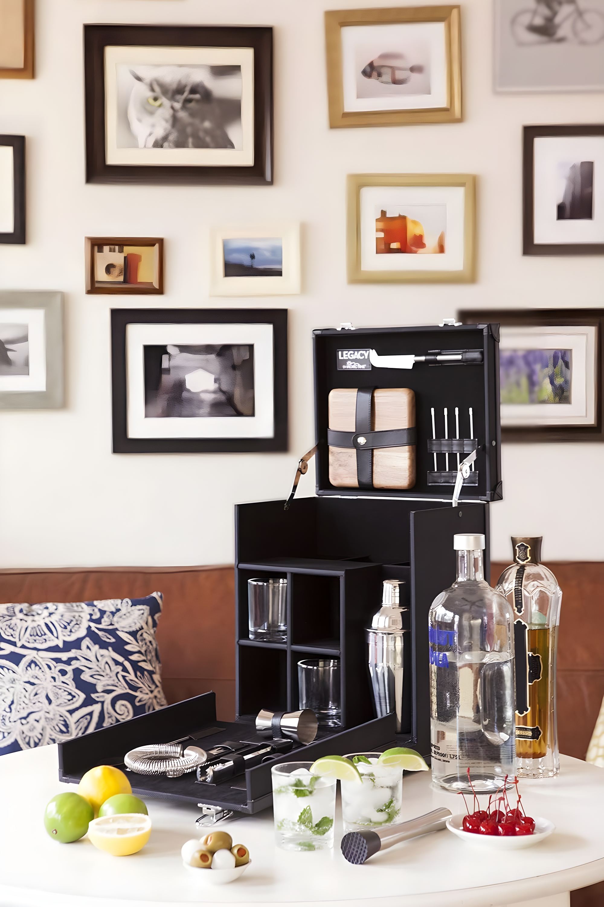 Hamilton Bartender Kit - Portable Bar Case with Cocktail Set