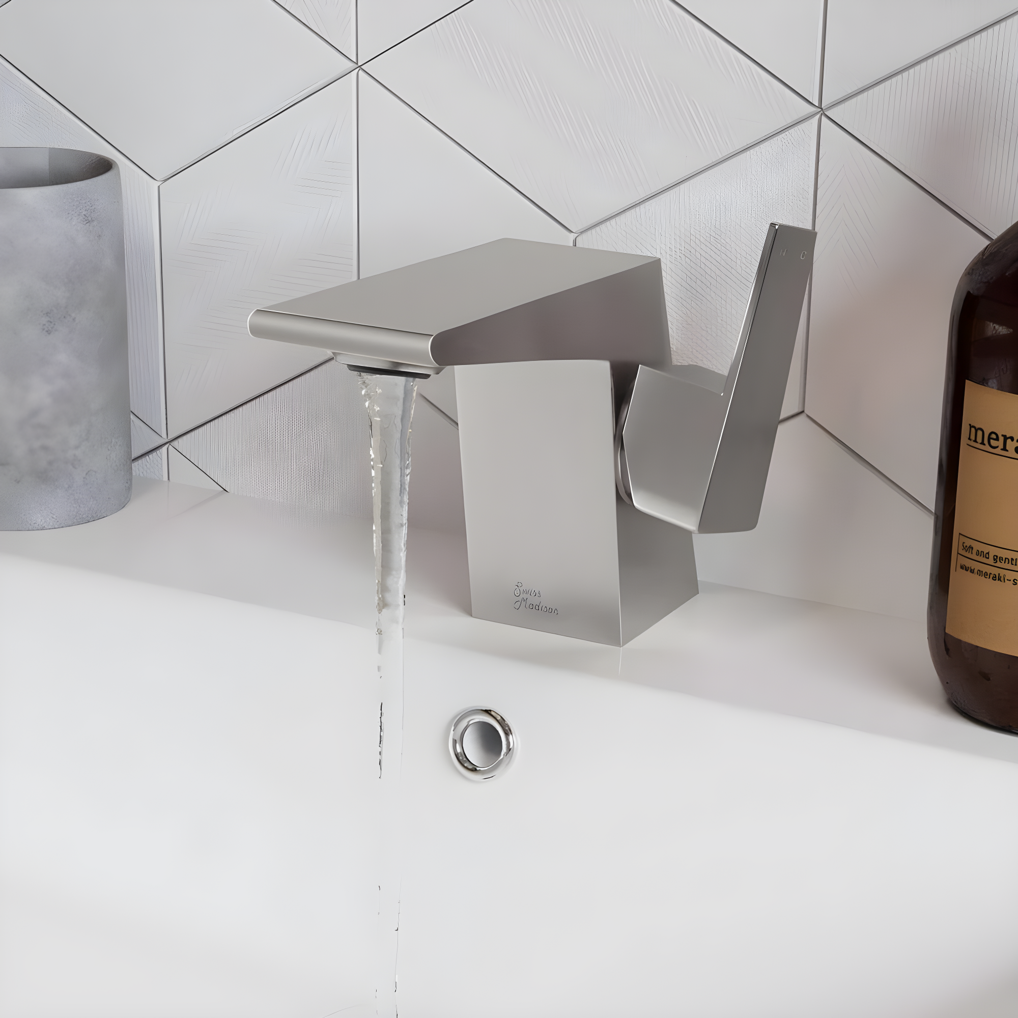 Carre Single Hole, Single-Handle, Bathroom Faucet