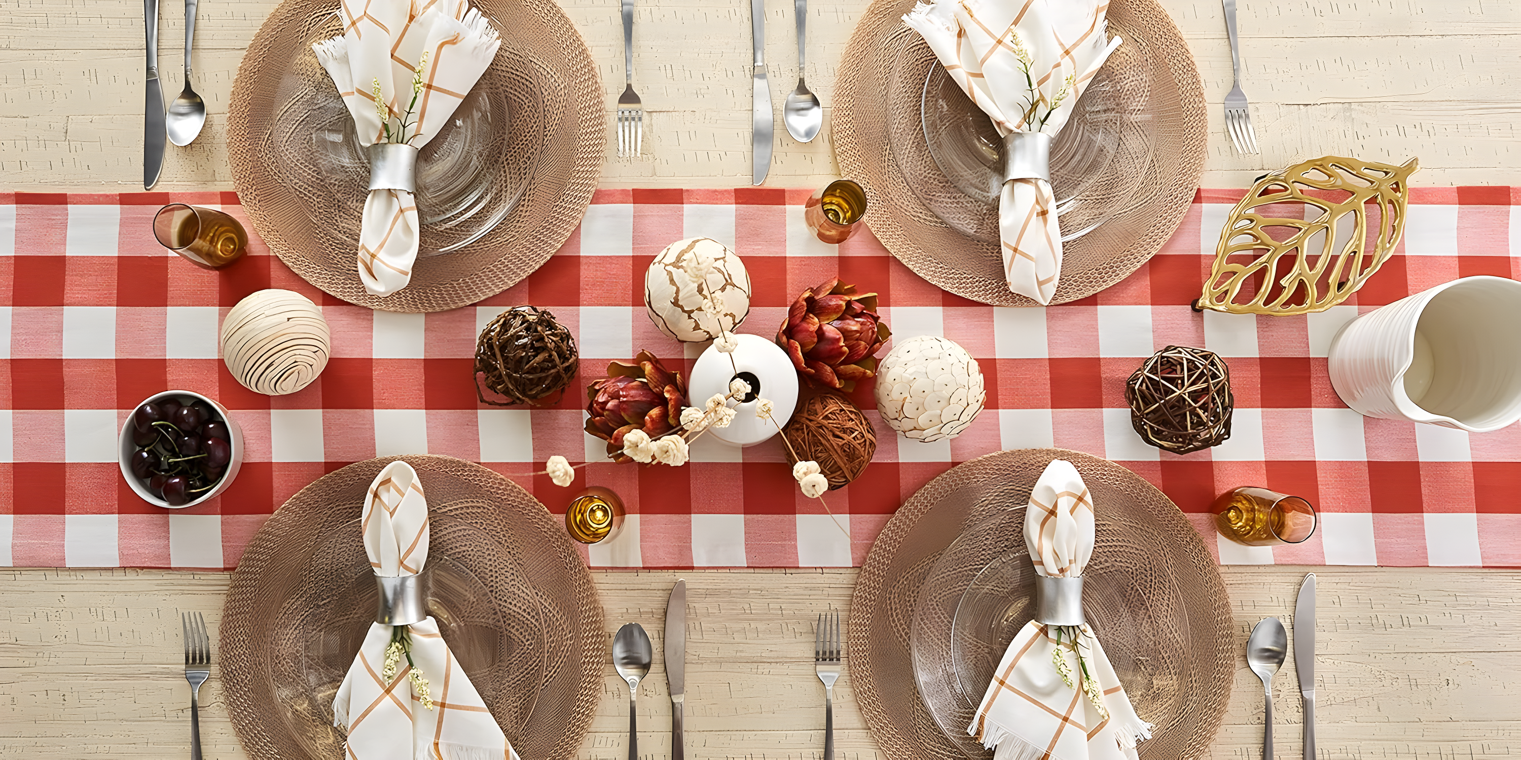 DII 14" x 108" Traditional Cotton Table Runner in Red and White Finish