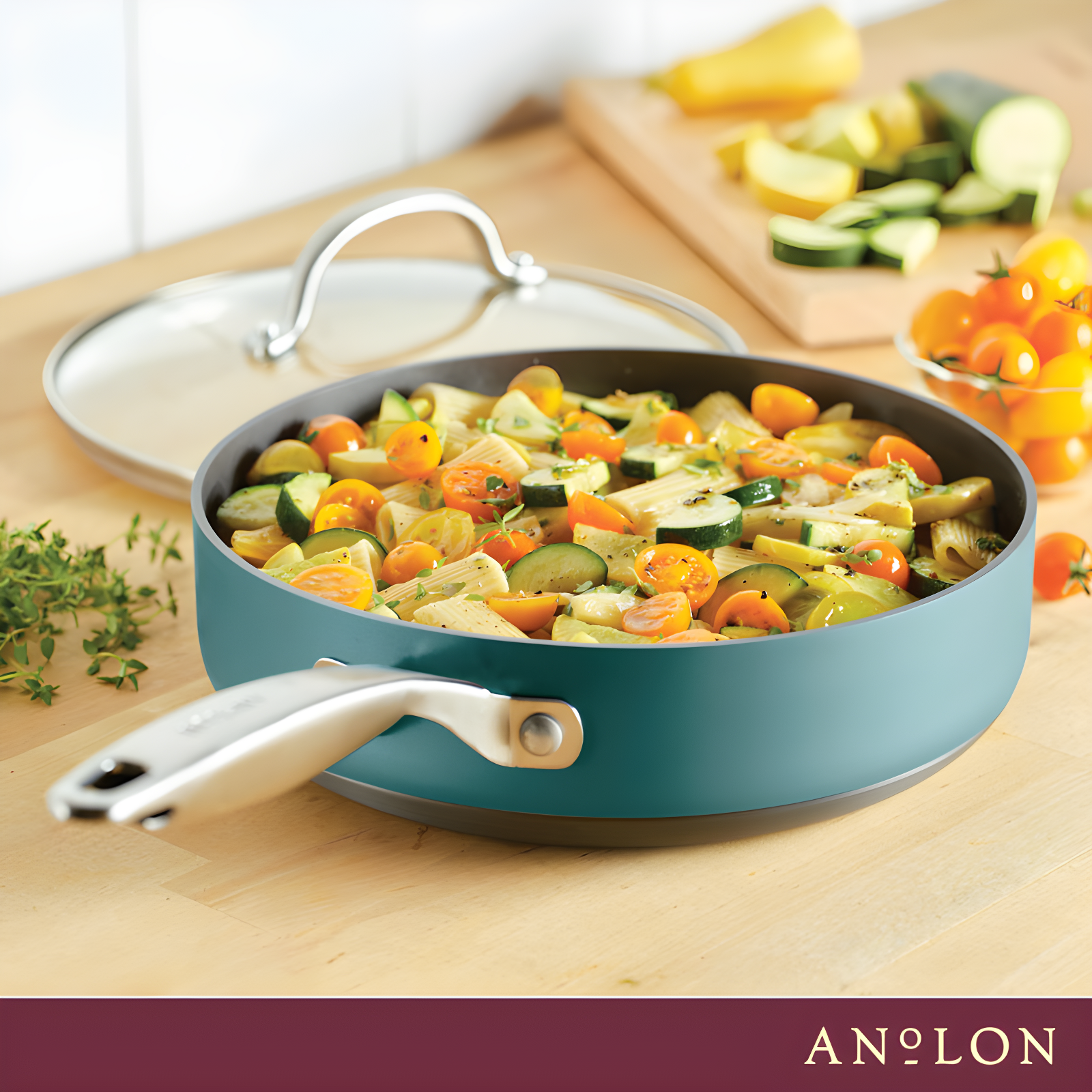 Anolon Anolon Achieve Hard Anodized Nonstick Saute Pan with Lid - 3 Quart