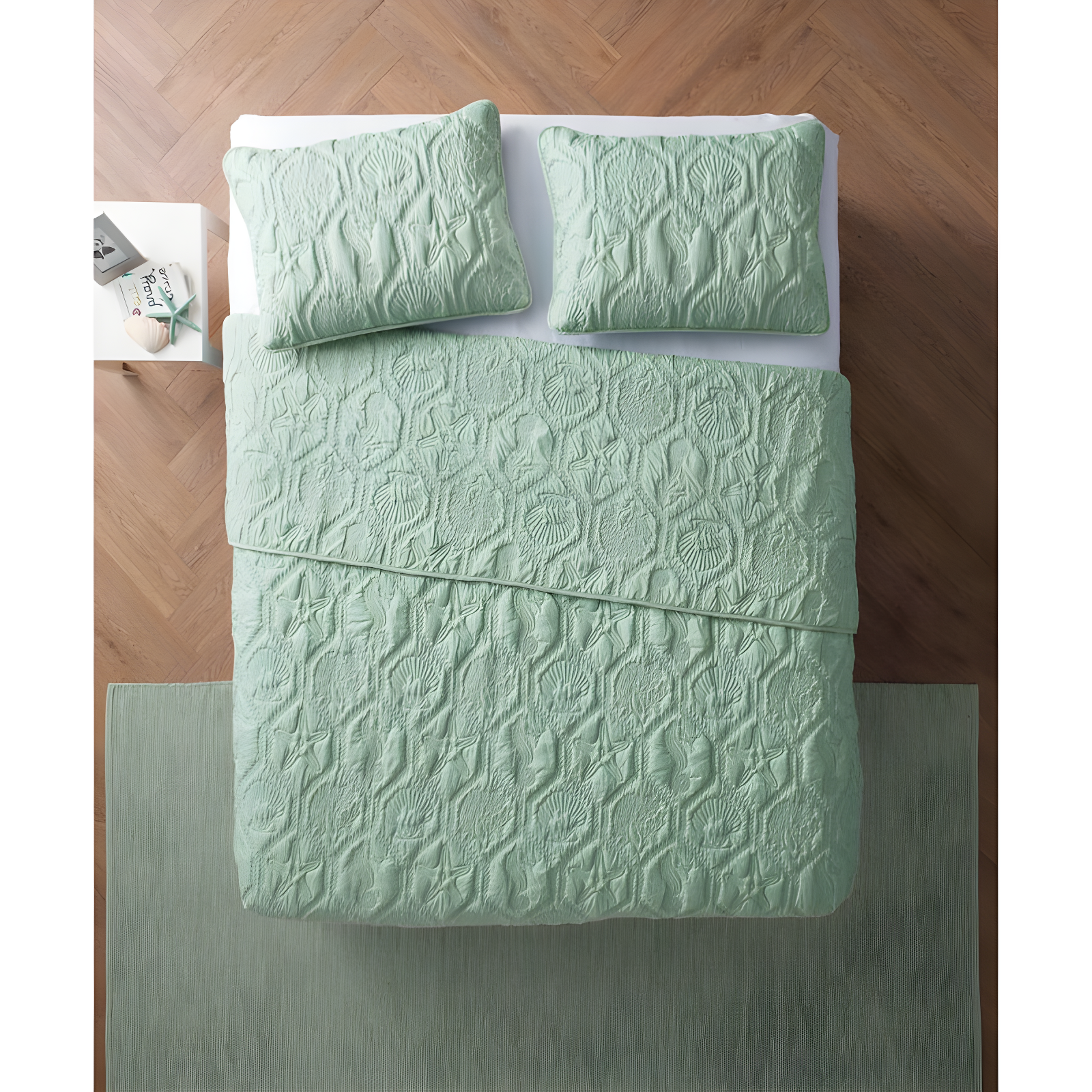VCNY Shore 3-Piece Embossed Quilt Set