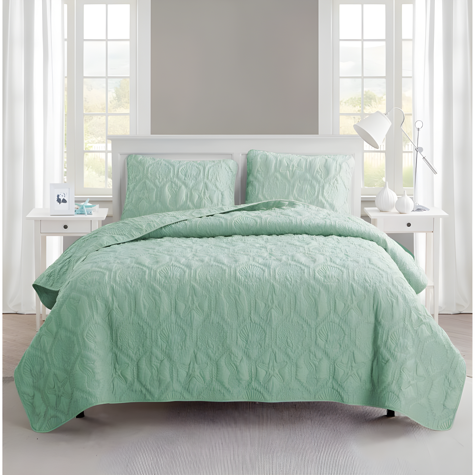 VCNY Shore 3-Piece Embossed Quilt Set