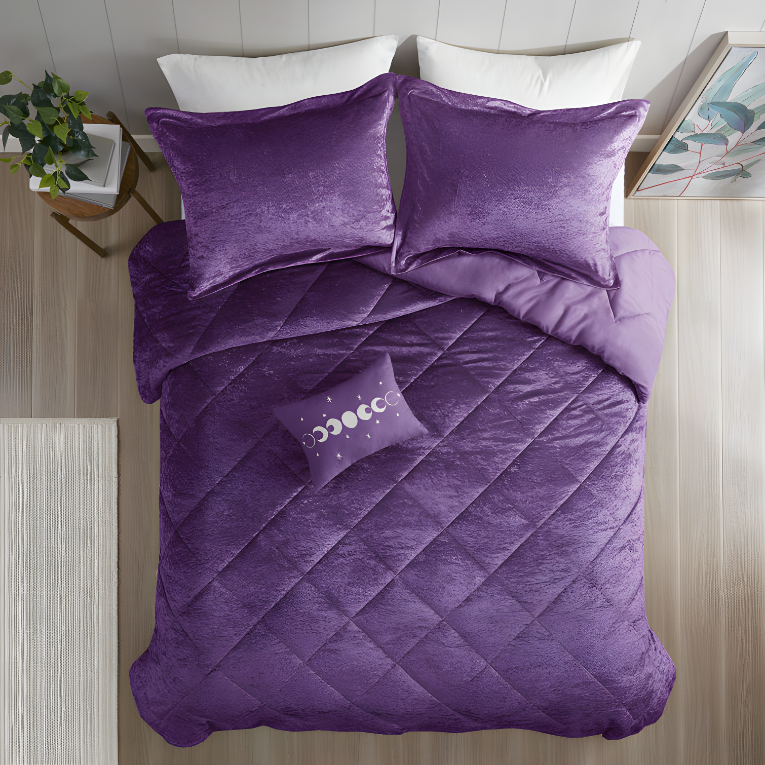 Intelligent Design Felicia Crushed Velvet Comforter Set with Throw Pillow