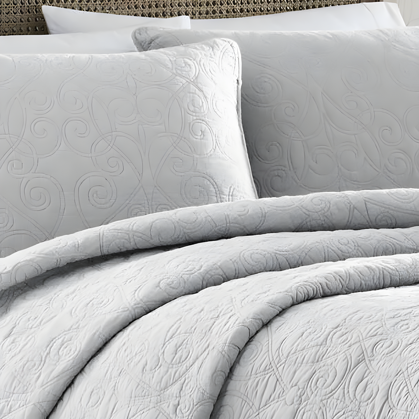 Laura Ashley Felicity Cotton Reversible Quilt Set