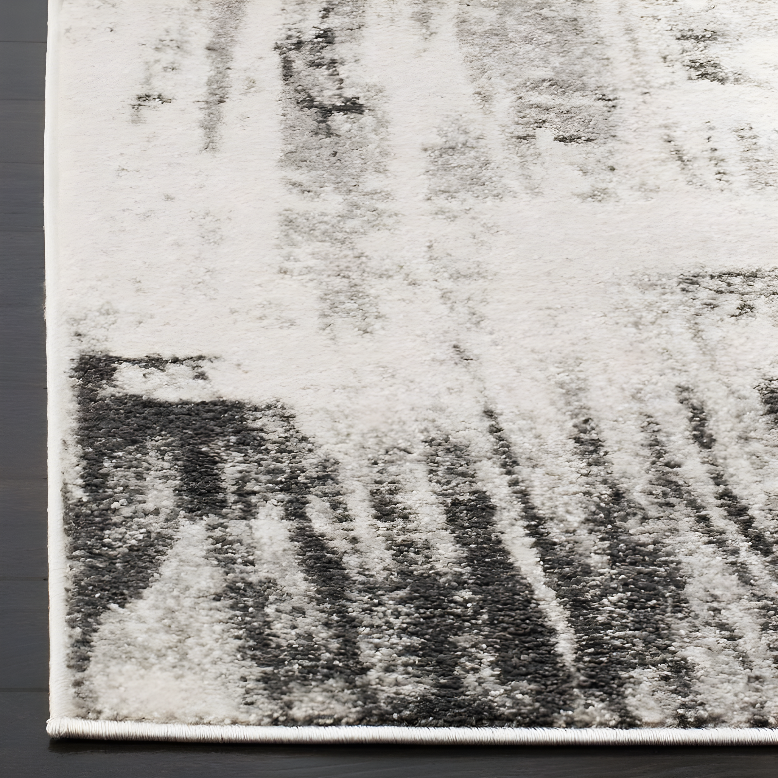 Adirondack ADR133 Machine Made Indoor Accent Rug - Ivory/Grey - 2'-6"x4' - Safavieh