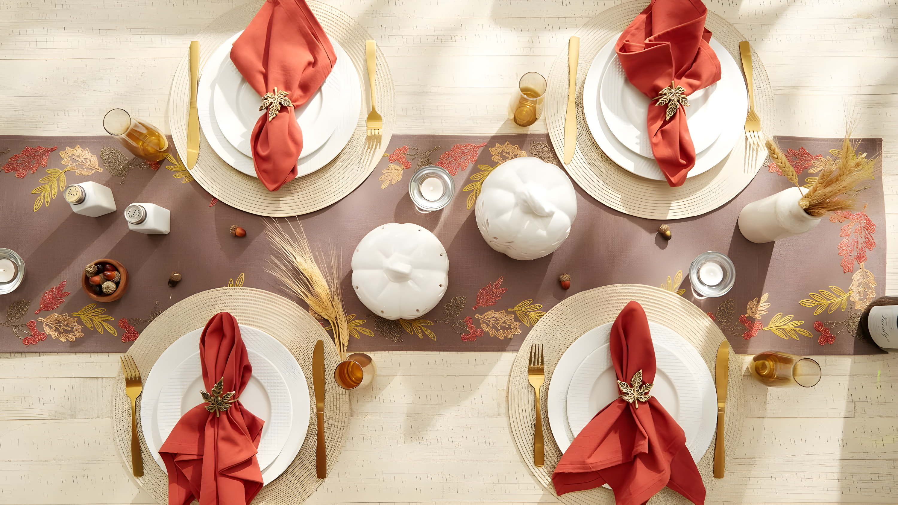 DII 70x14" Polyester Fabric Shimmering Leaves Embroidered Table Runner in Brown