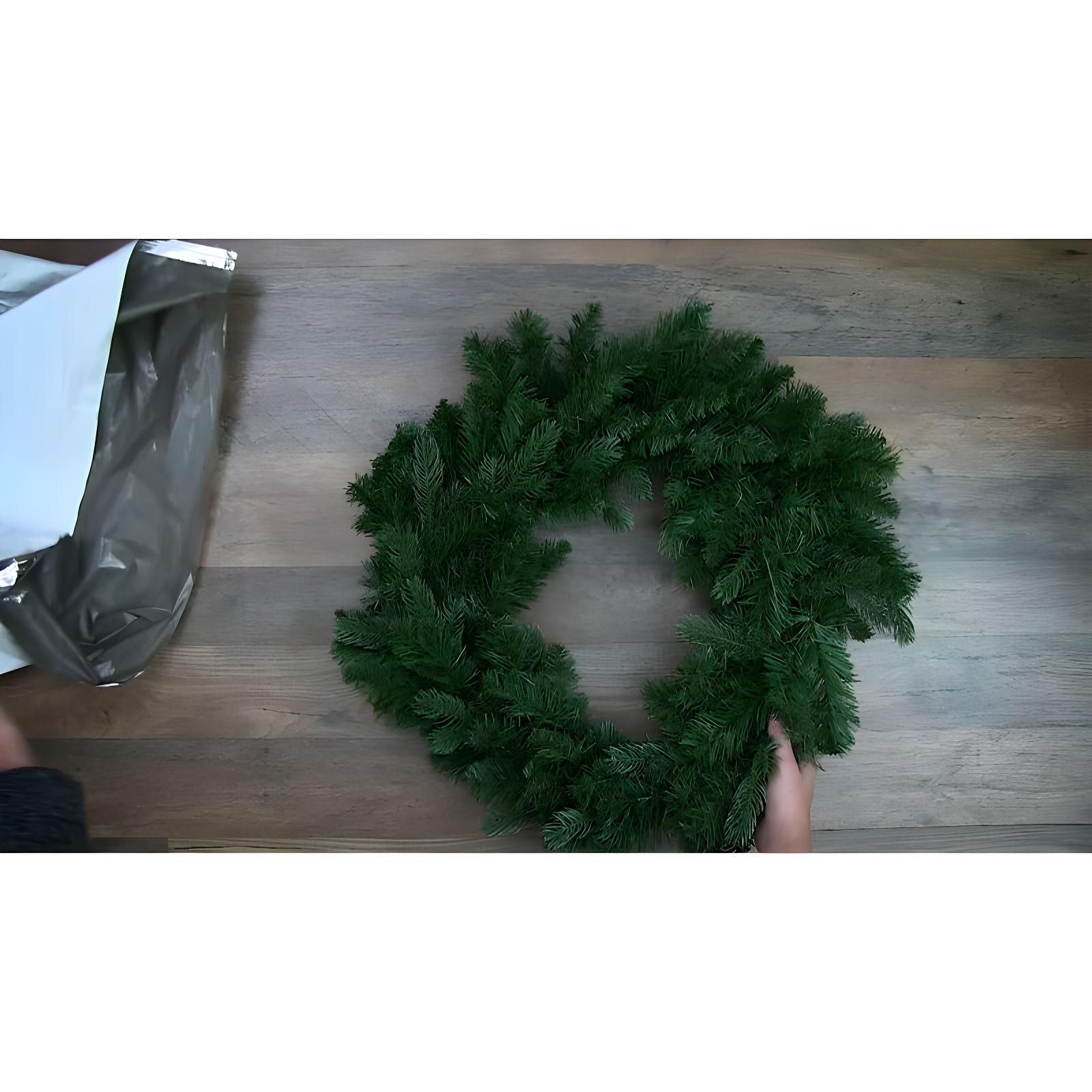 Canadian Pine Artificial Christmas Wreath Unlit