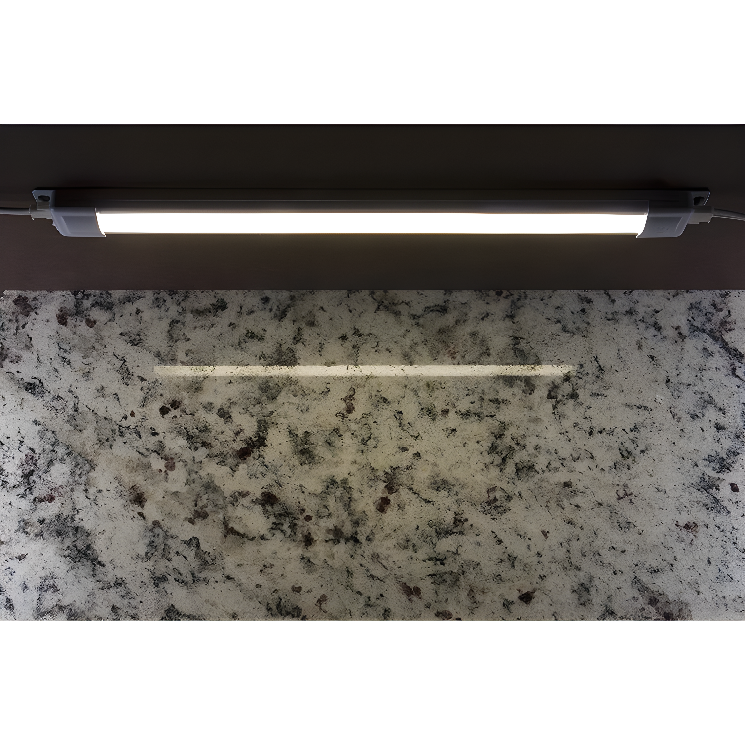 Enbrighten 18-inch Plug-In Linkable LED Under Cabinet Light Fixture