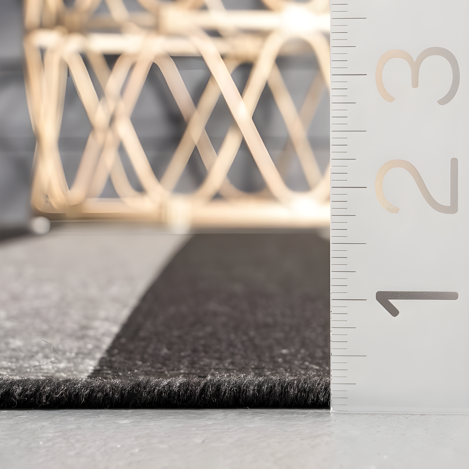 Nuloom Alexis Striped 4x6 Indoor/Outdoor Area Rug for Living Room Patio Deck Front Porch Kitchen, Black/Light Grey