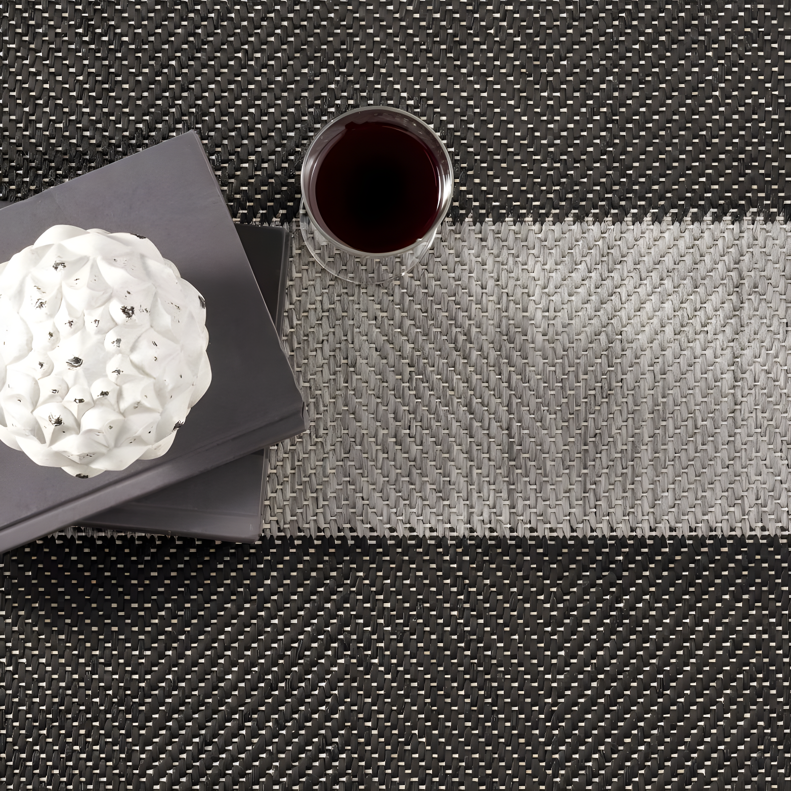 Nuloom Alexis Striped 4x6 Indoor/Outdoor Area Rug for Living Room Patio Deck Front Porch Kitchen, Black/Light Grey