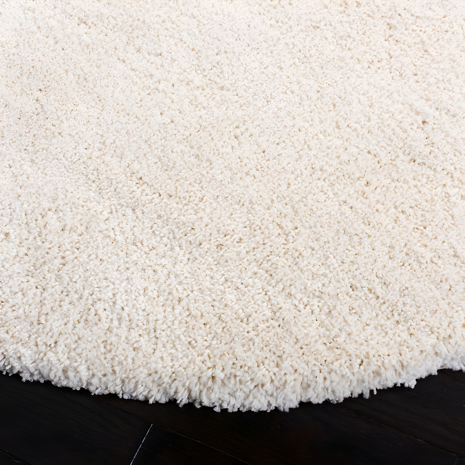 Shag SG151 Power Loomed Indoor Area Rug - Ivory - 8'6" round - Safavieh.