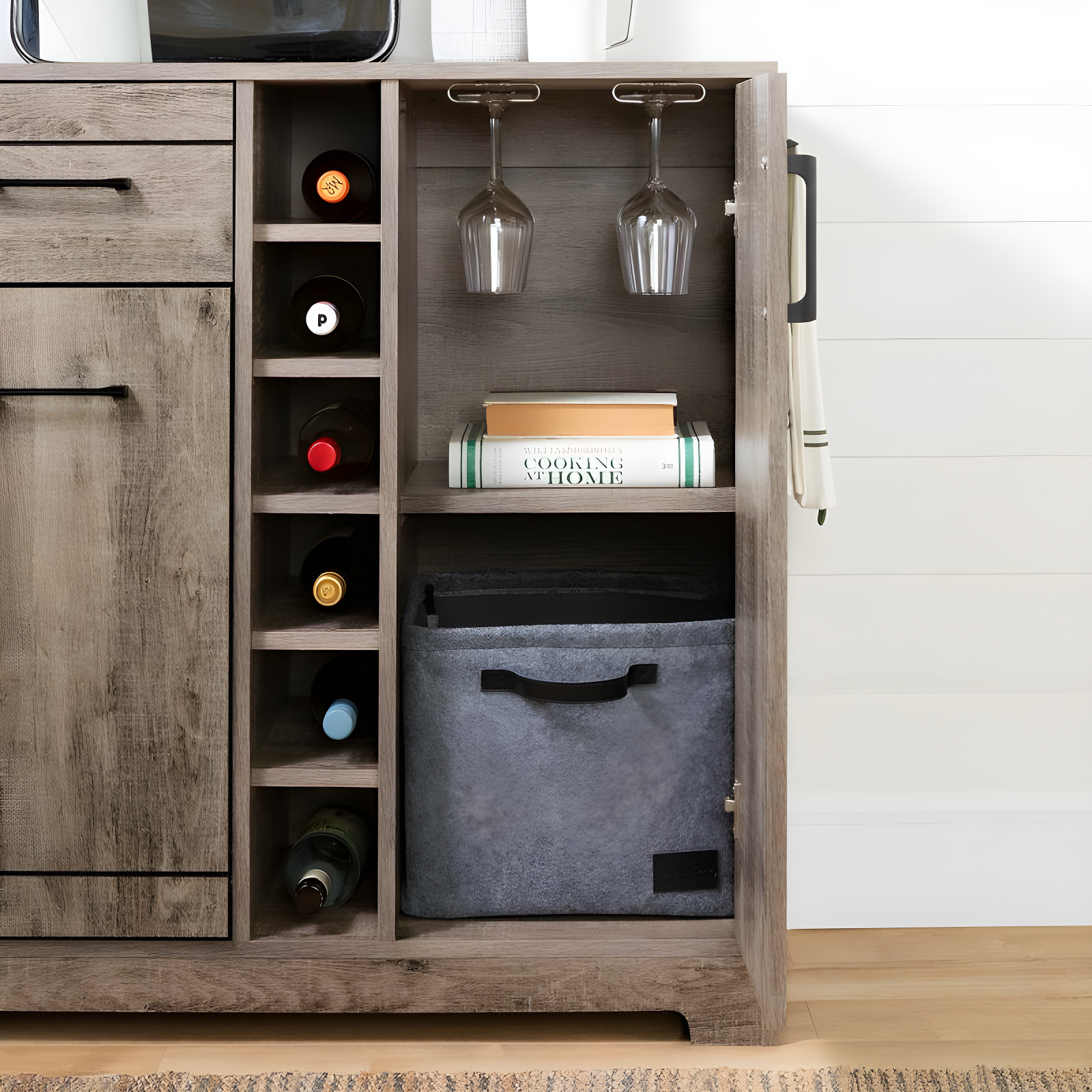 Vietti 35.63'' Bar Cabinet