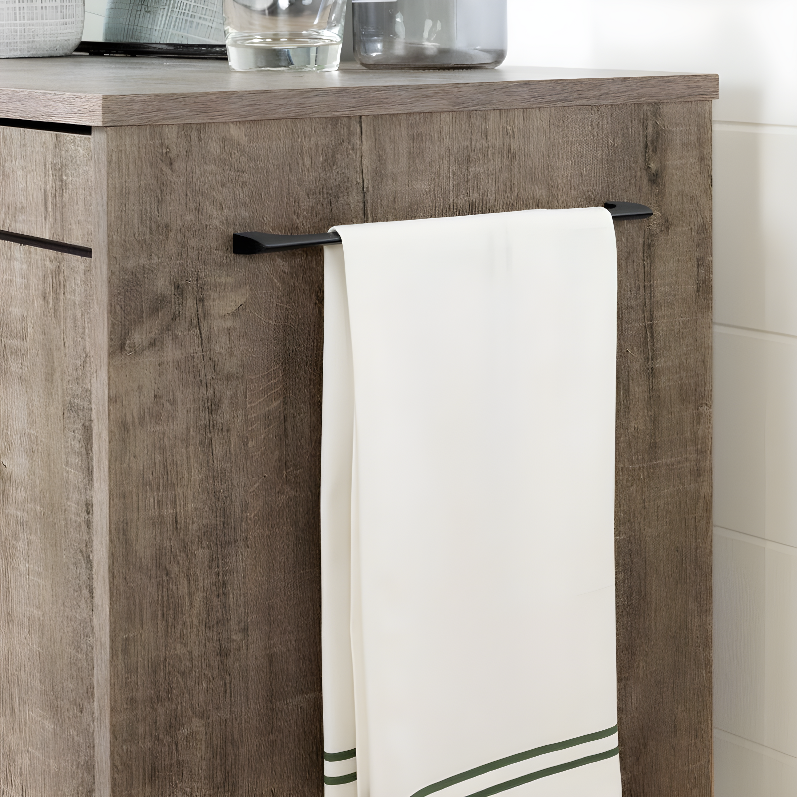 Vietti 35.63'' Bar Cabinet