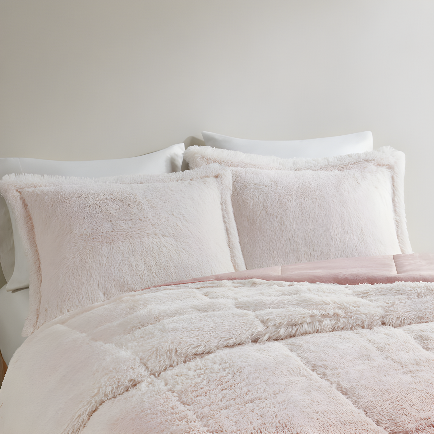 Intelligent Design Brielle Malea Shaggy Faux Fur Comforter Mini Set