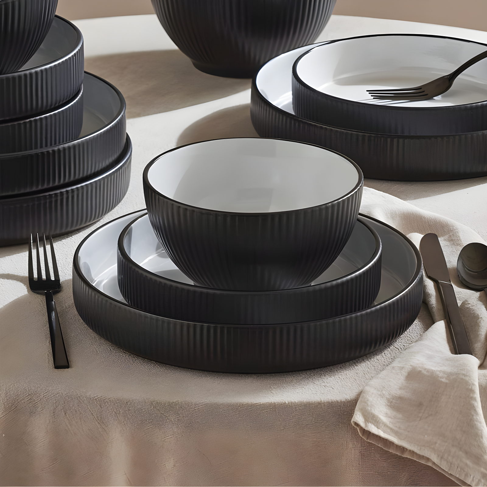 Christian Siriano Christian Siriano Larosso 12-Piece Dinnerware Set with Dinner Bowls and Pasta Bowls, Stoneware