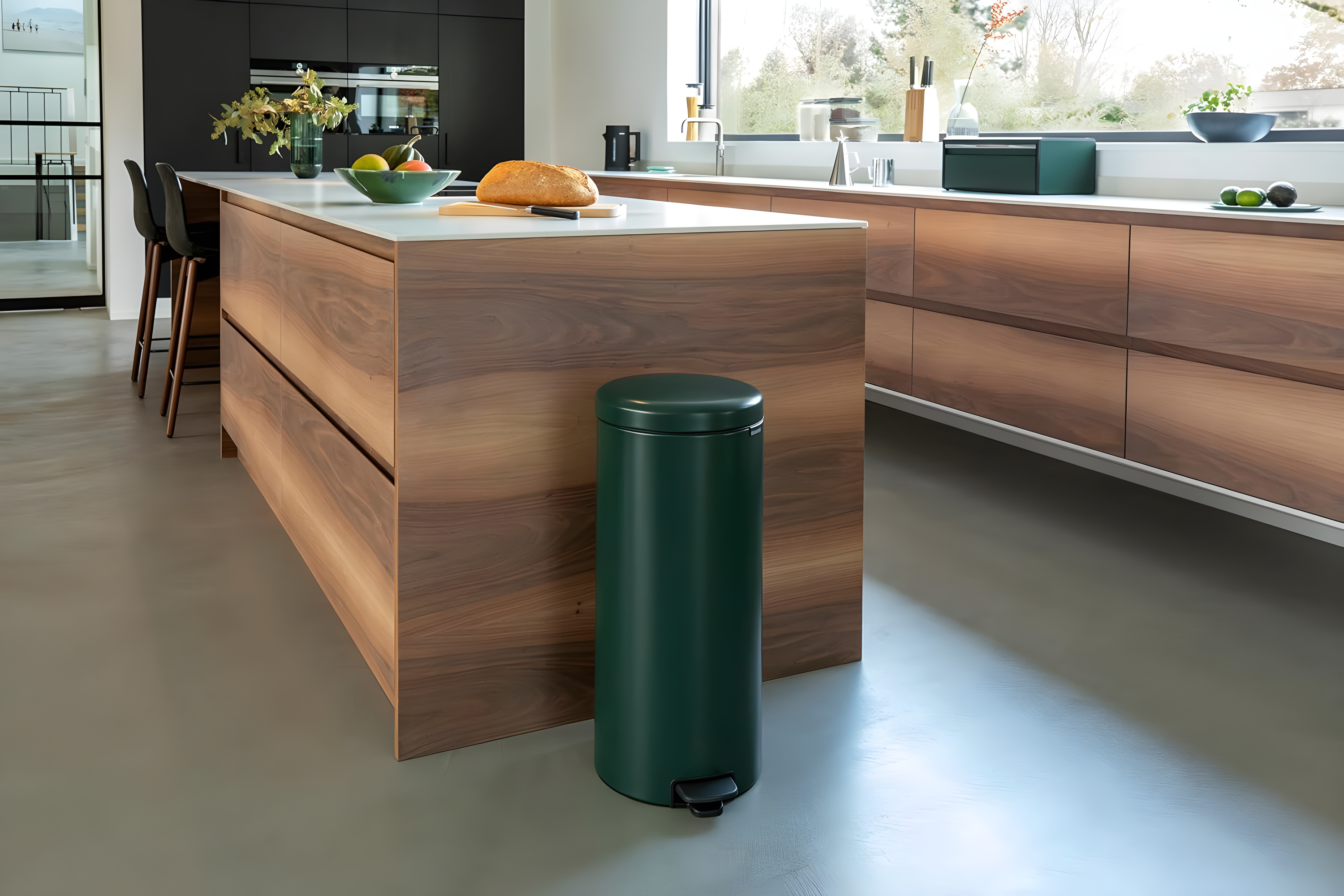 Brabantia NewIcon Step On Trash Can, 8 Gallon (30 Liter)