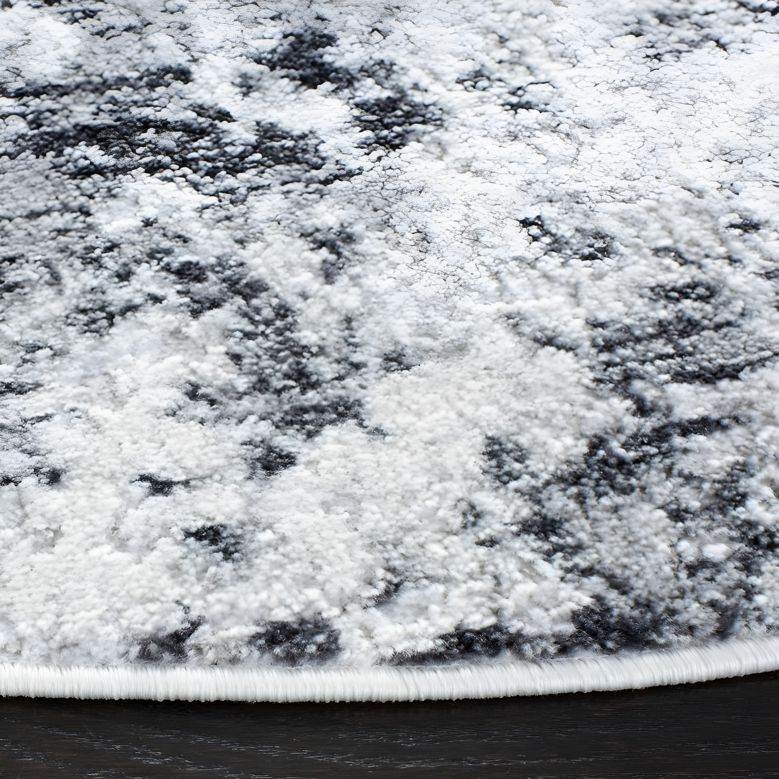 Amelia ALA705 Power Loomed Area Rug - Grey/Ivory - 6'7" round - Safavieh.