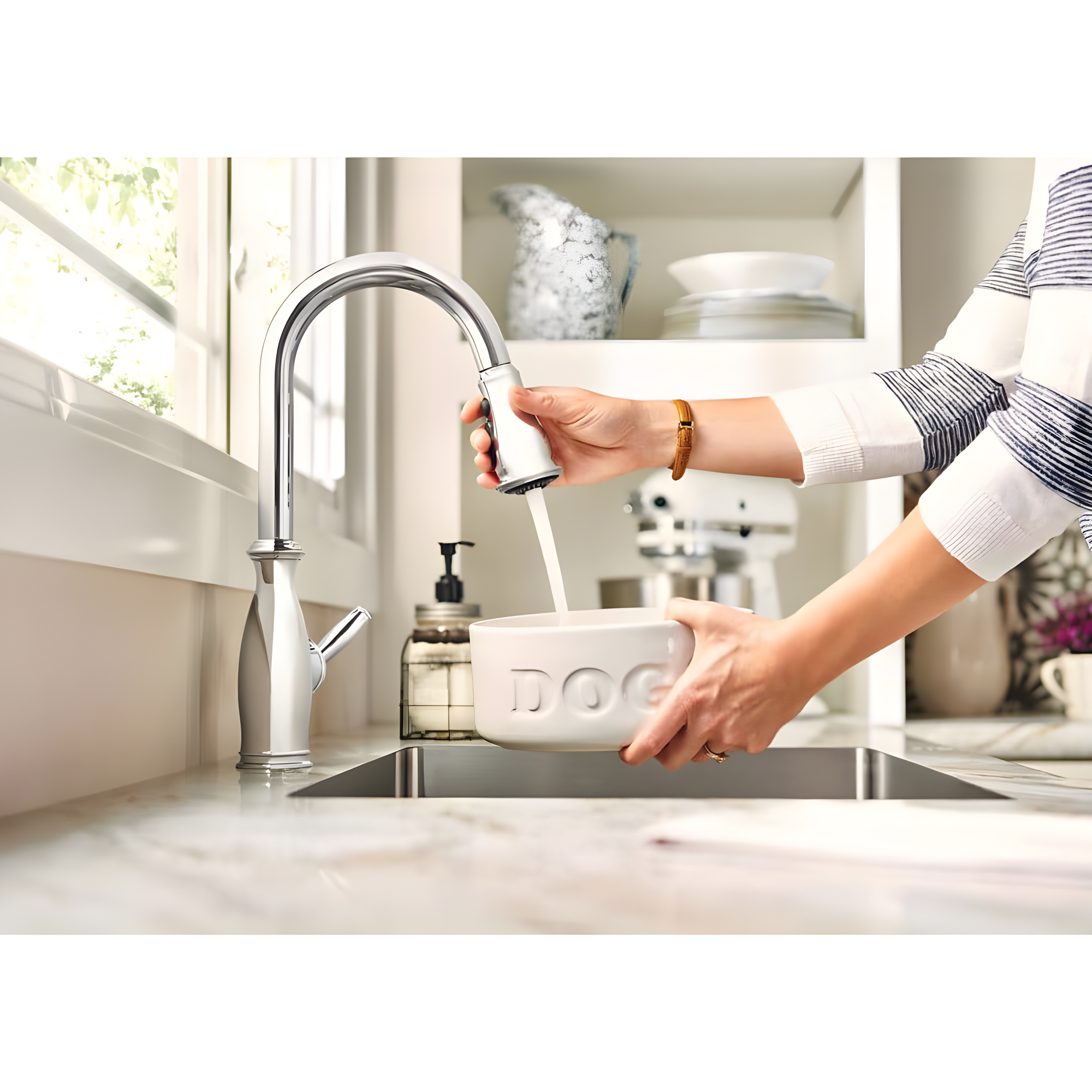 Brantford Pull Out Single Handle Kitchen Faucet with PowerBoost and Reflex